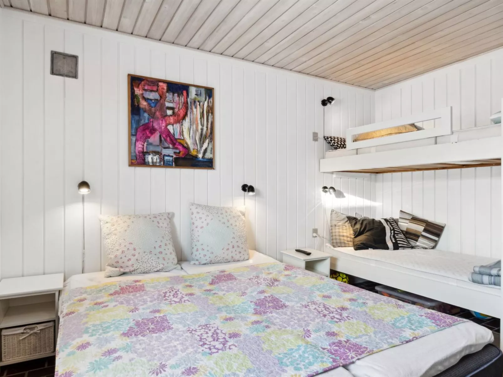 "Leny" - 900m from the sea-Inside