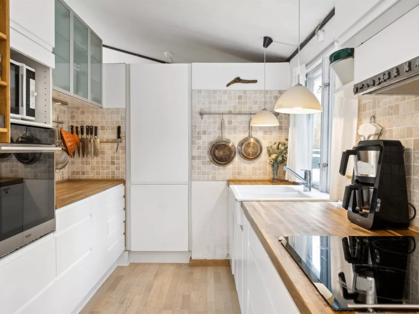 "Benni" - 120m to the fjord-Drinnen