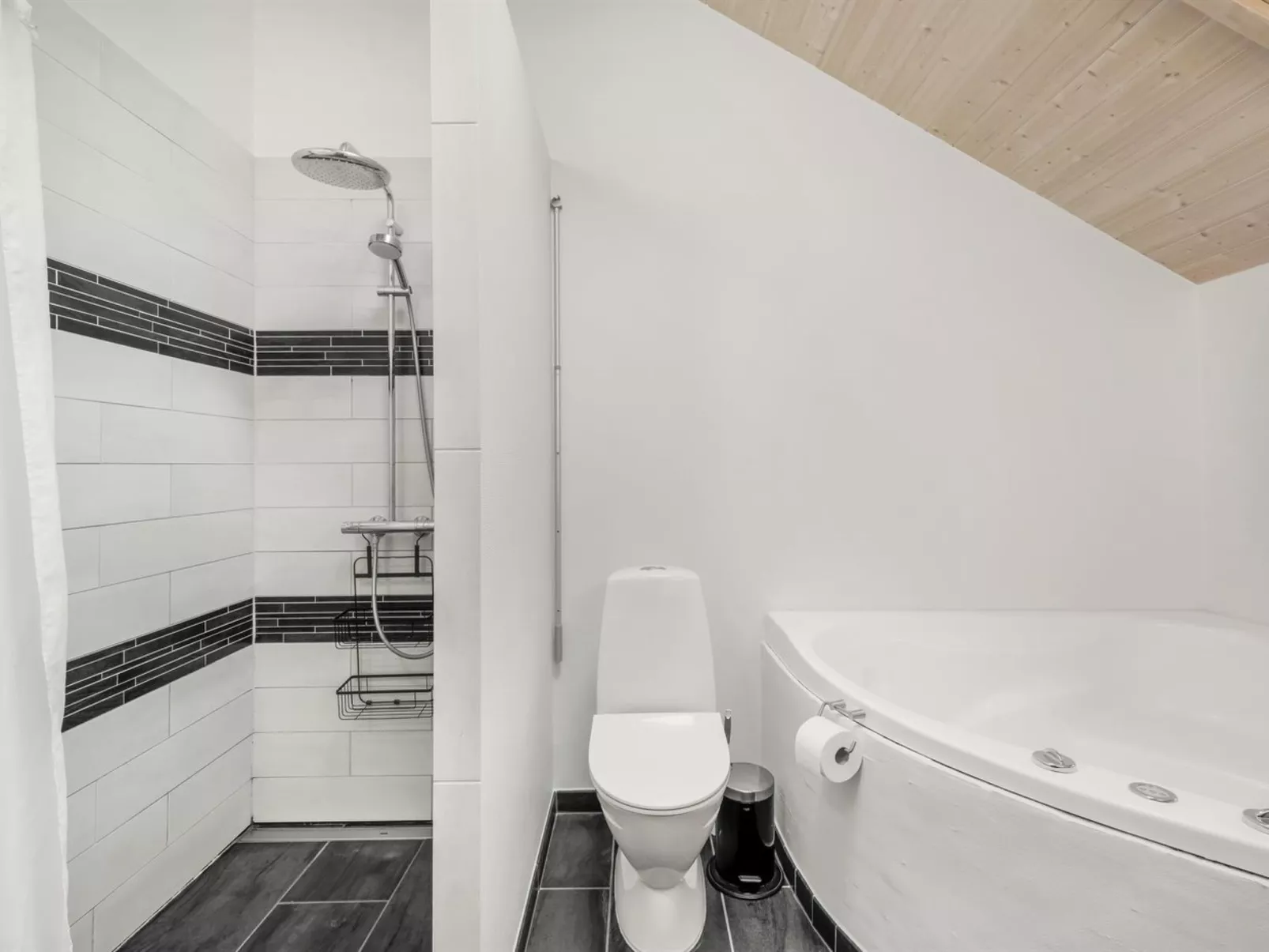 "Jeldrik" - 1.5km from the sea-Dedans