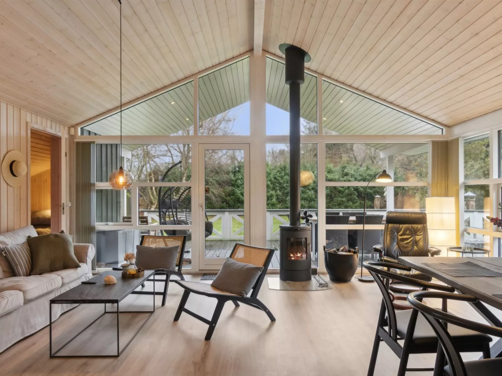 "Ananda" - 900m from the sea-Dedans