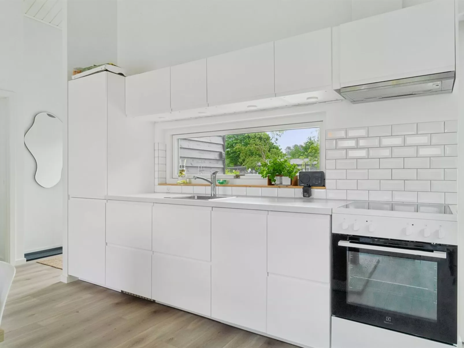 "Sys" - 150m from the sea-Inside