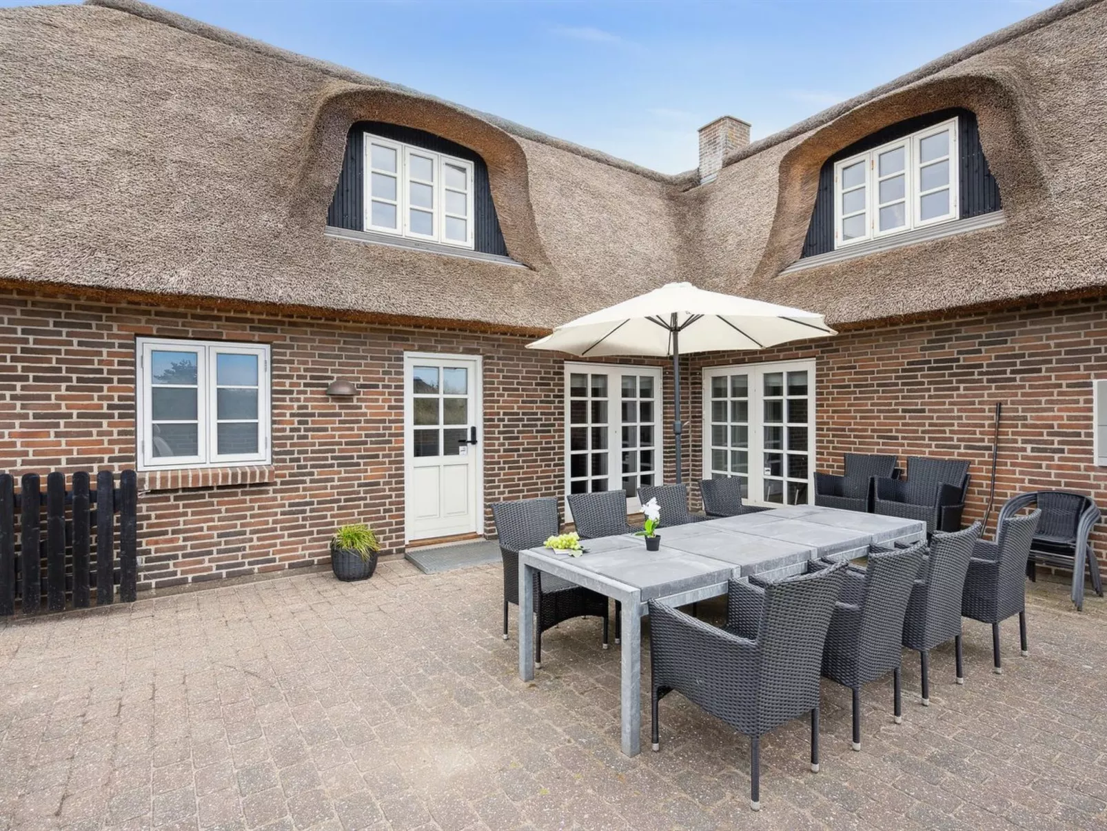 "Domnika" - 350m from the sea-Outside