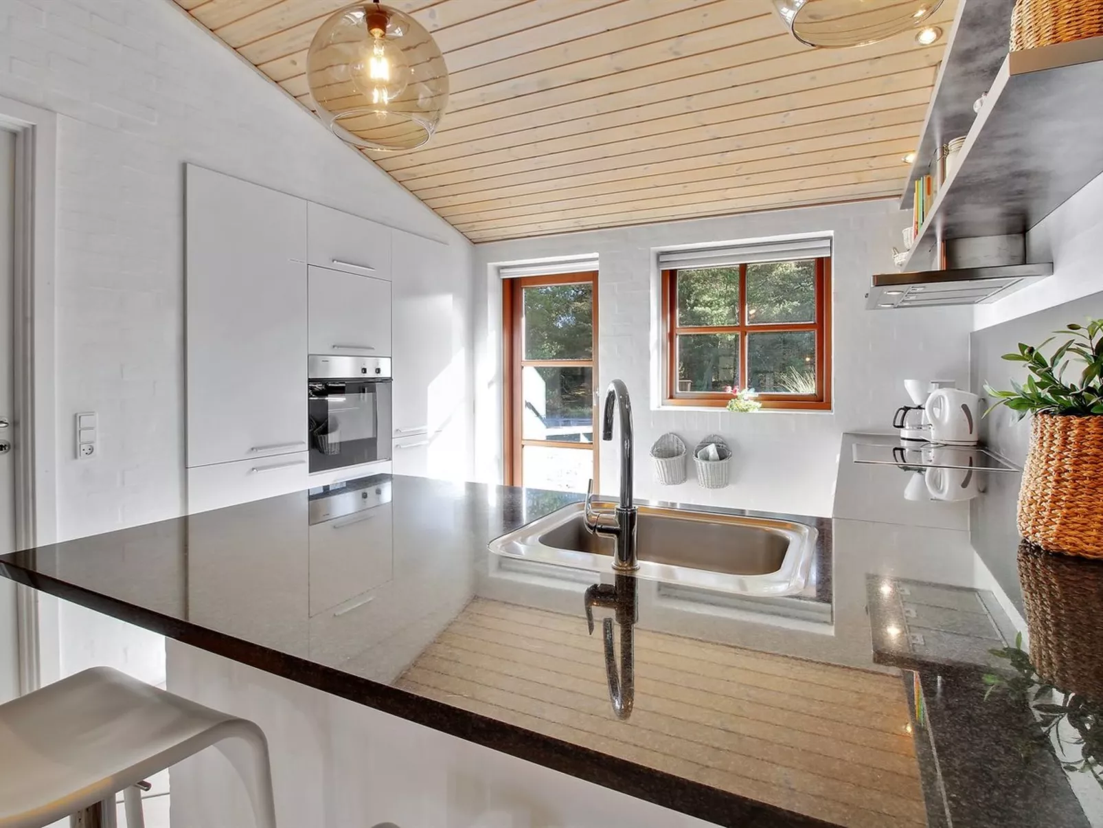 "Holmved" - 1.2km from the sea-Inside