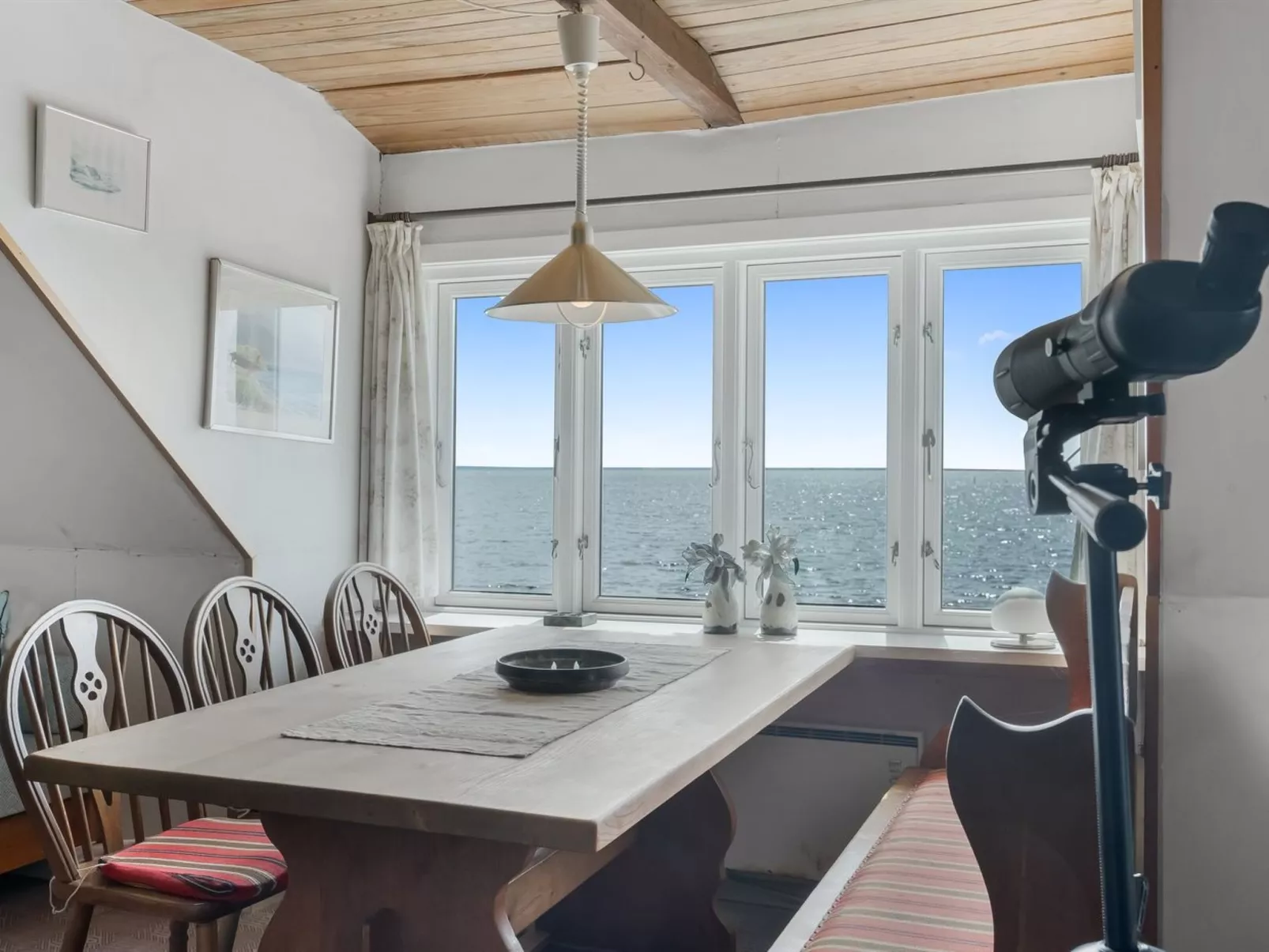 "Edvardsine" - 20m to the fjord-Dedans