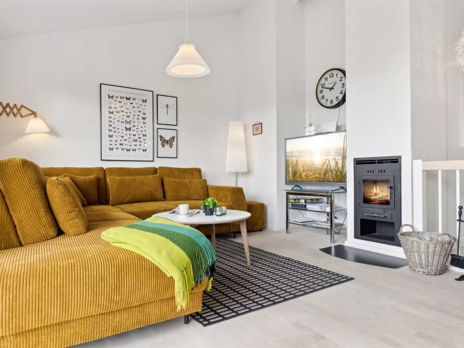 "Isbiorn" - 300m from the sea-Inside