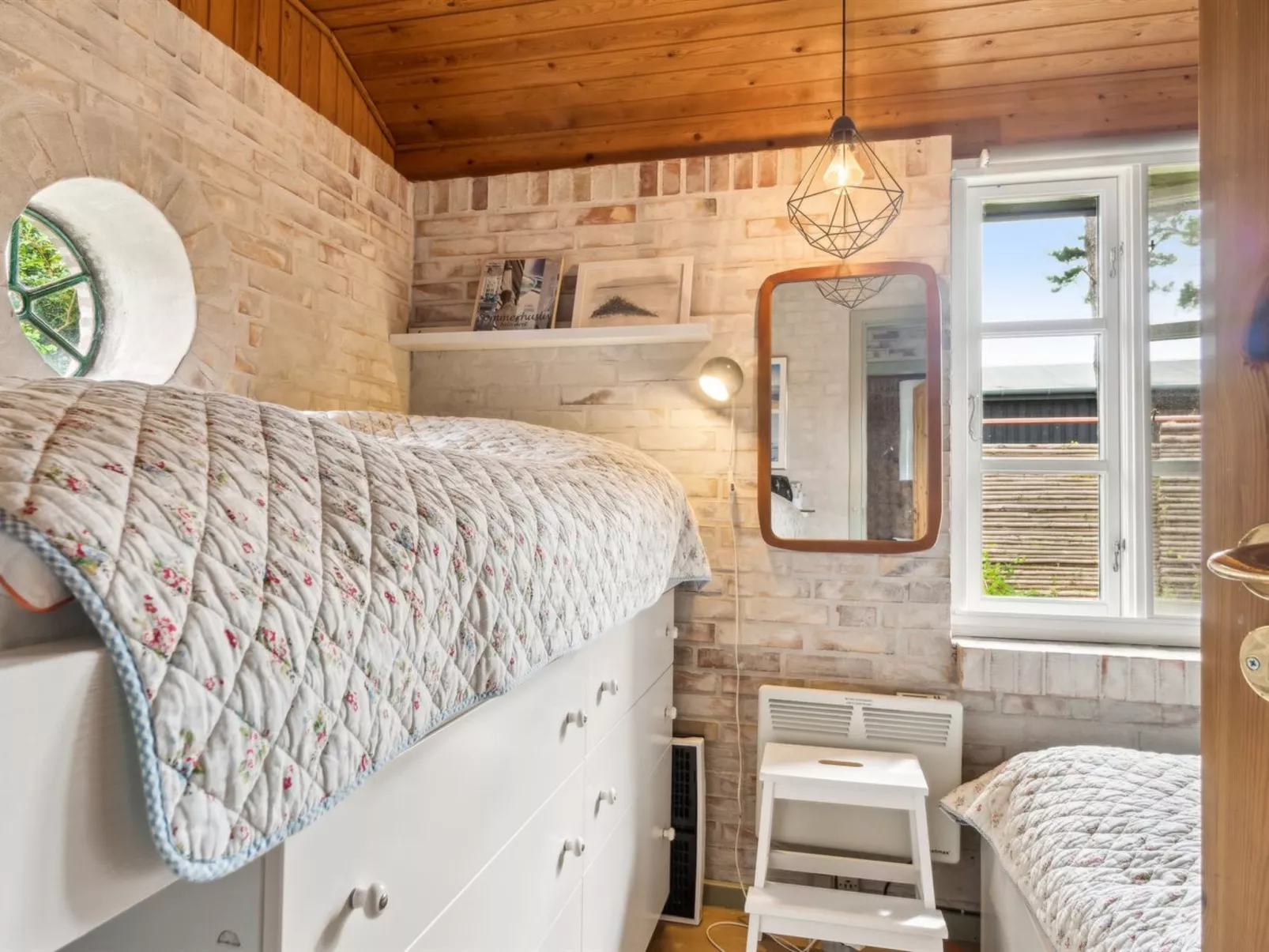 "Uschi" - 86m from the sea-Inside