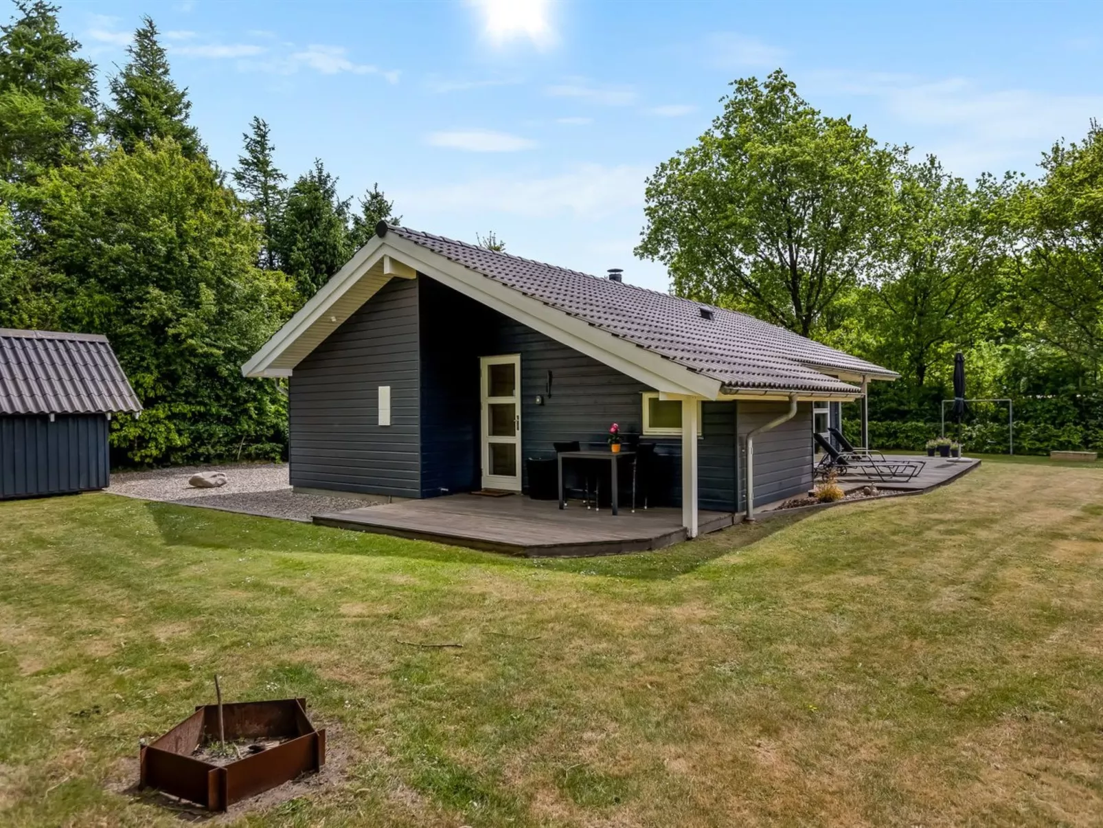 "Jette" - 30km from the sea-Outside