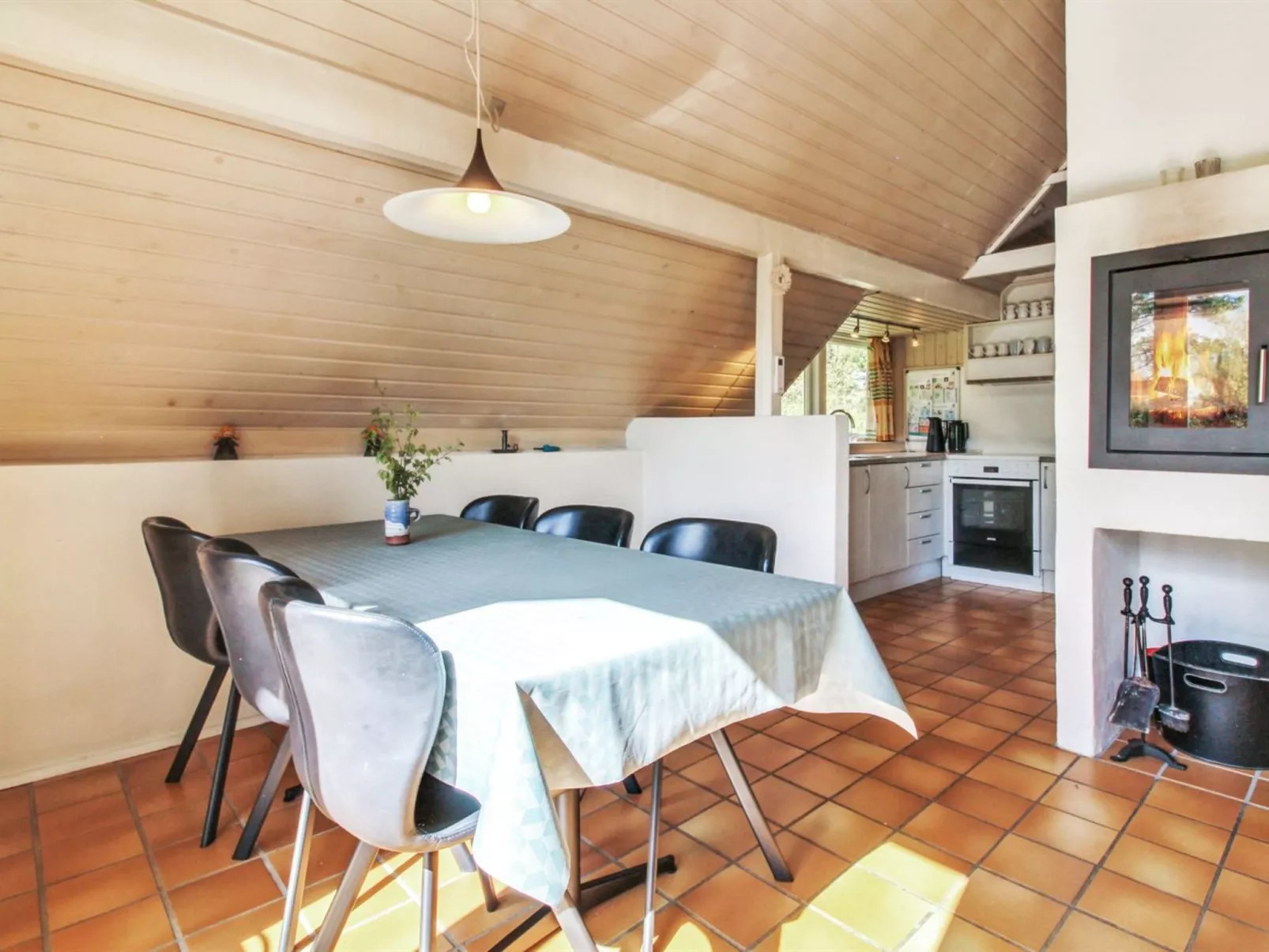 "Efimija" - 1.4km from the sea-Inside