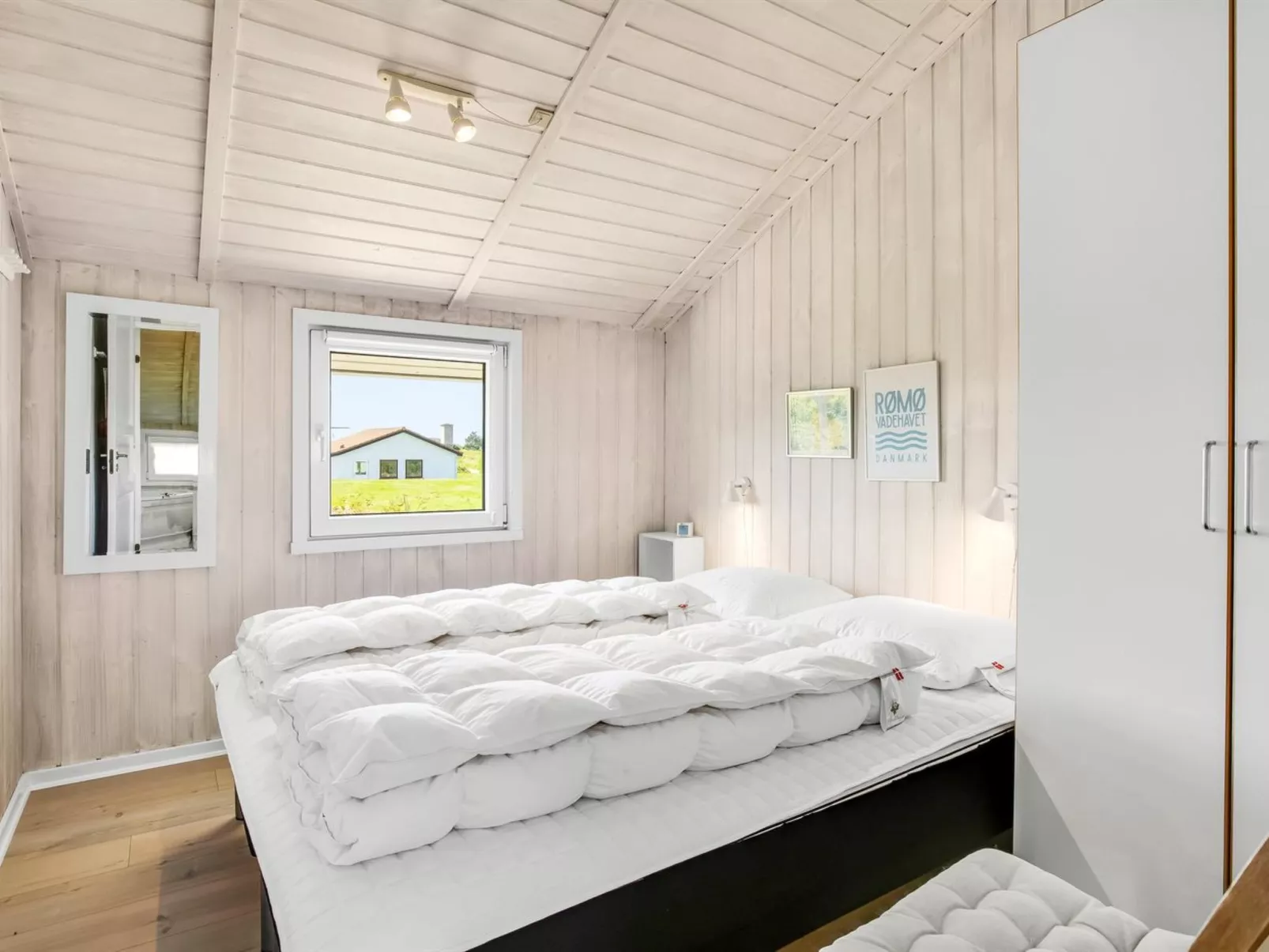 "Hariet" - 300m from the sea-Drinnen