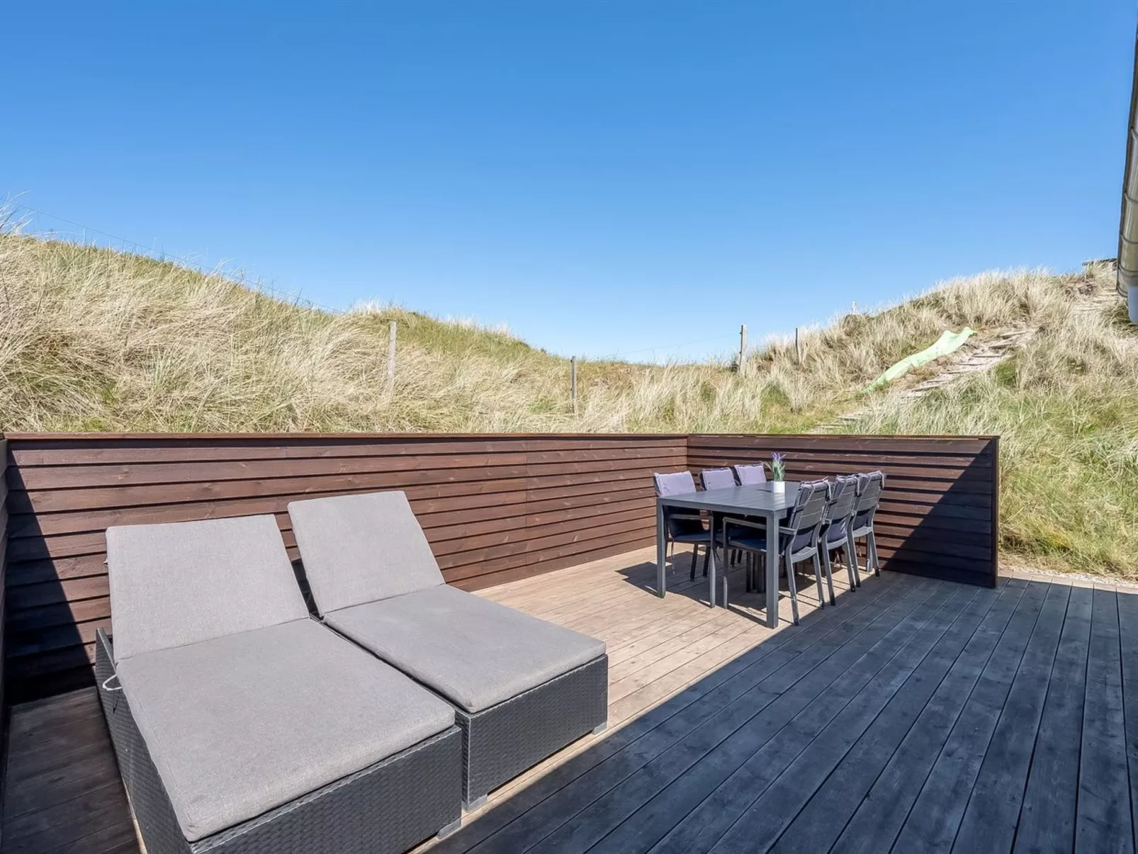 "Aurore" - 700m from the sea-Draußen