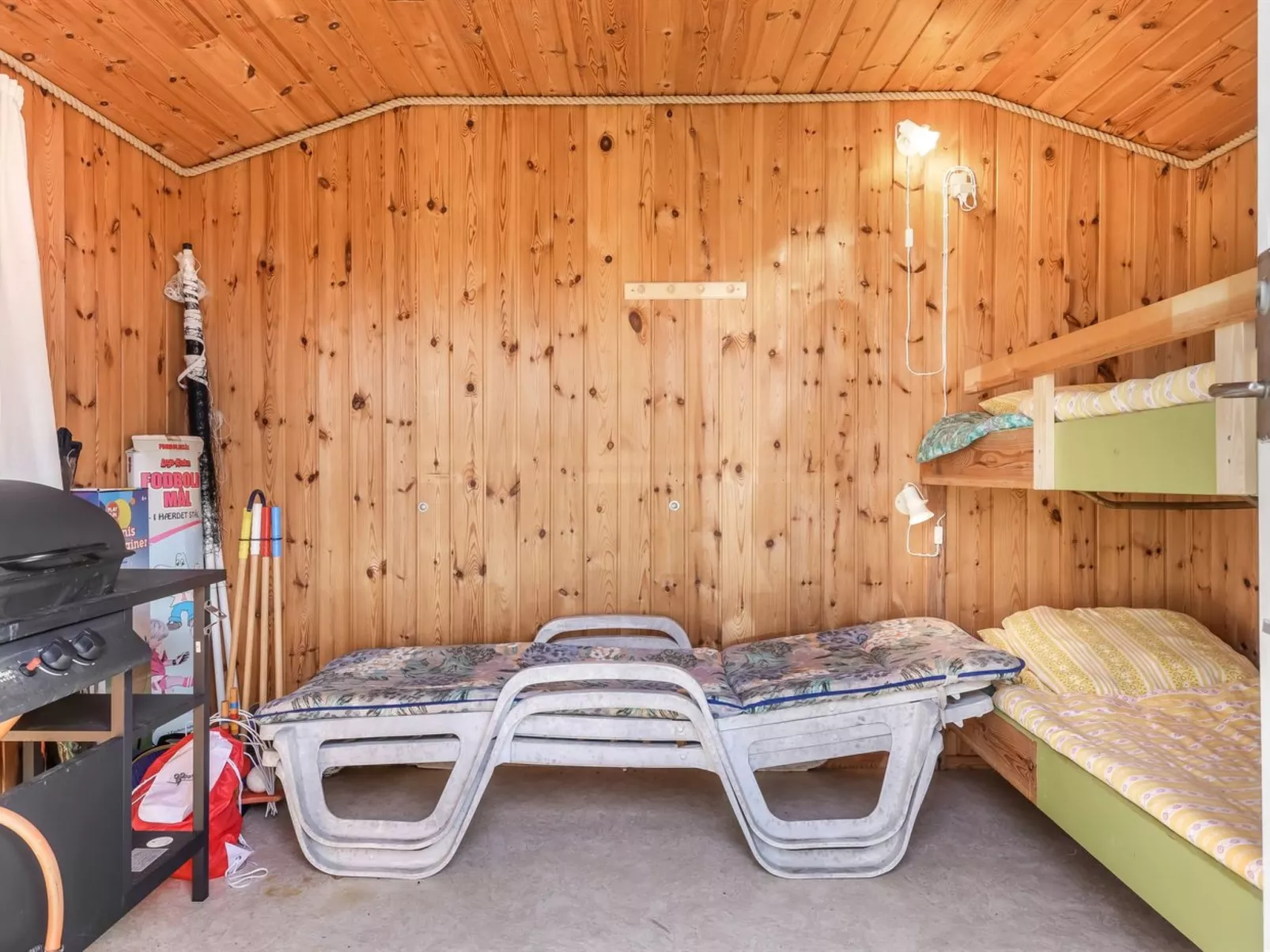 "Bedri" - 150m from the sea-Inside