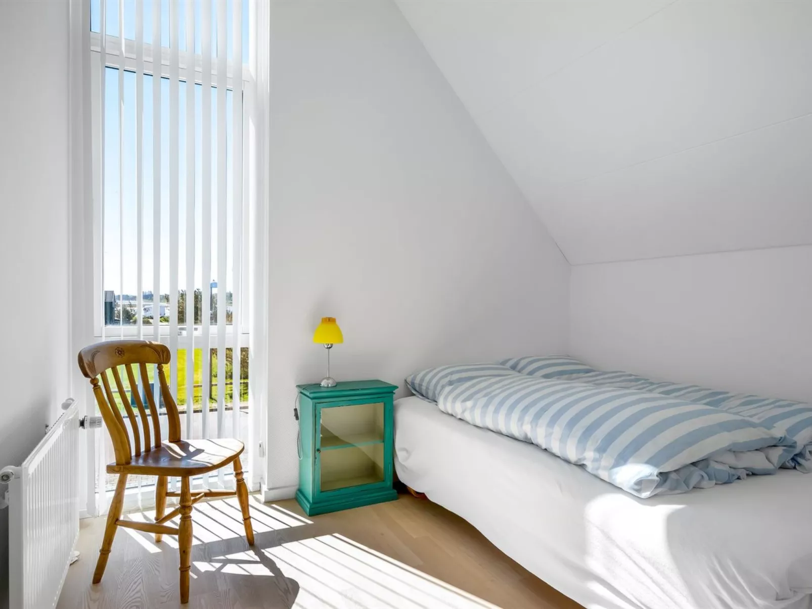 "Eleanore" - 25m from the sea-Inside