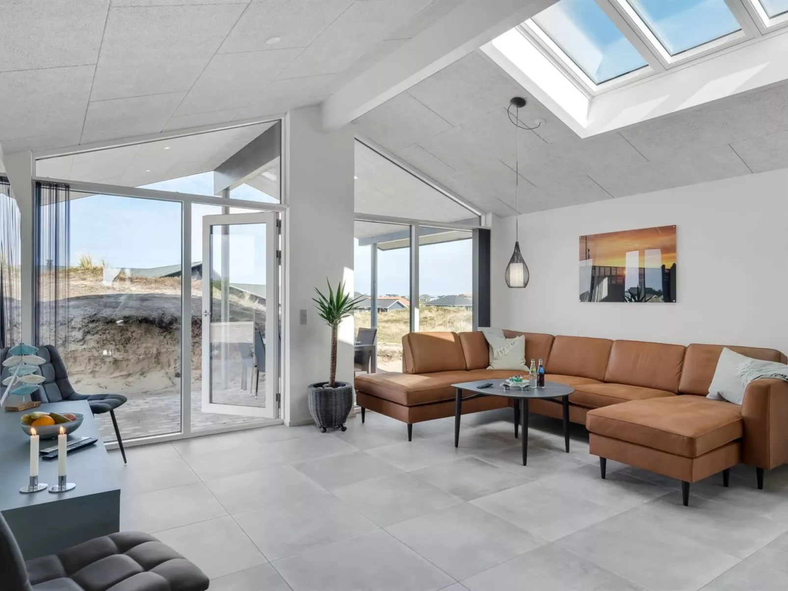 "Helga" - 650m from the sea-Drinnen