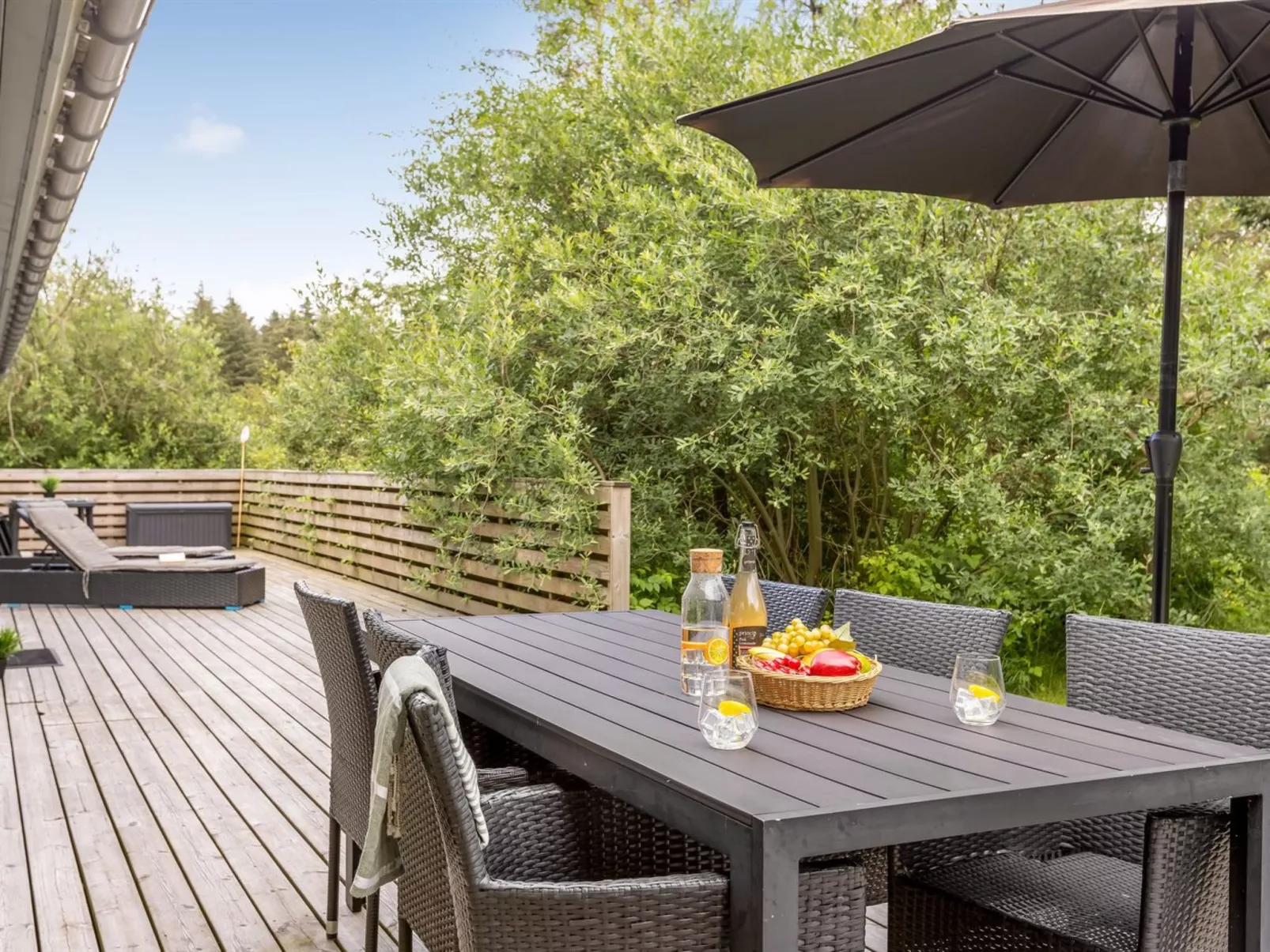 "Yngve" - 1.2km from the sea-Outside