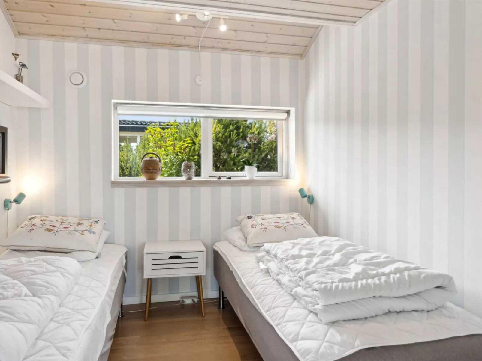 "Tuulikki" - 100m from the sea-Inside