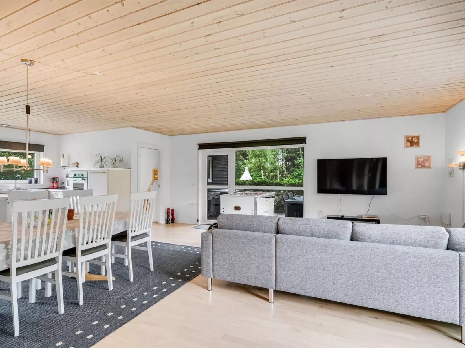 "Ara" - 1.4km from the sea-Dedans