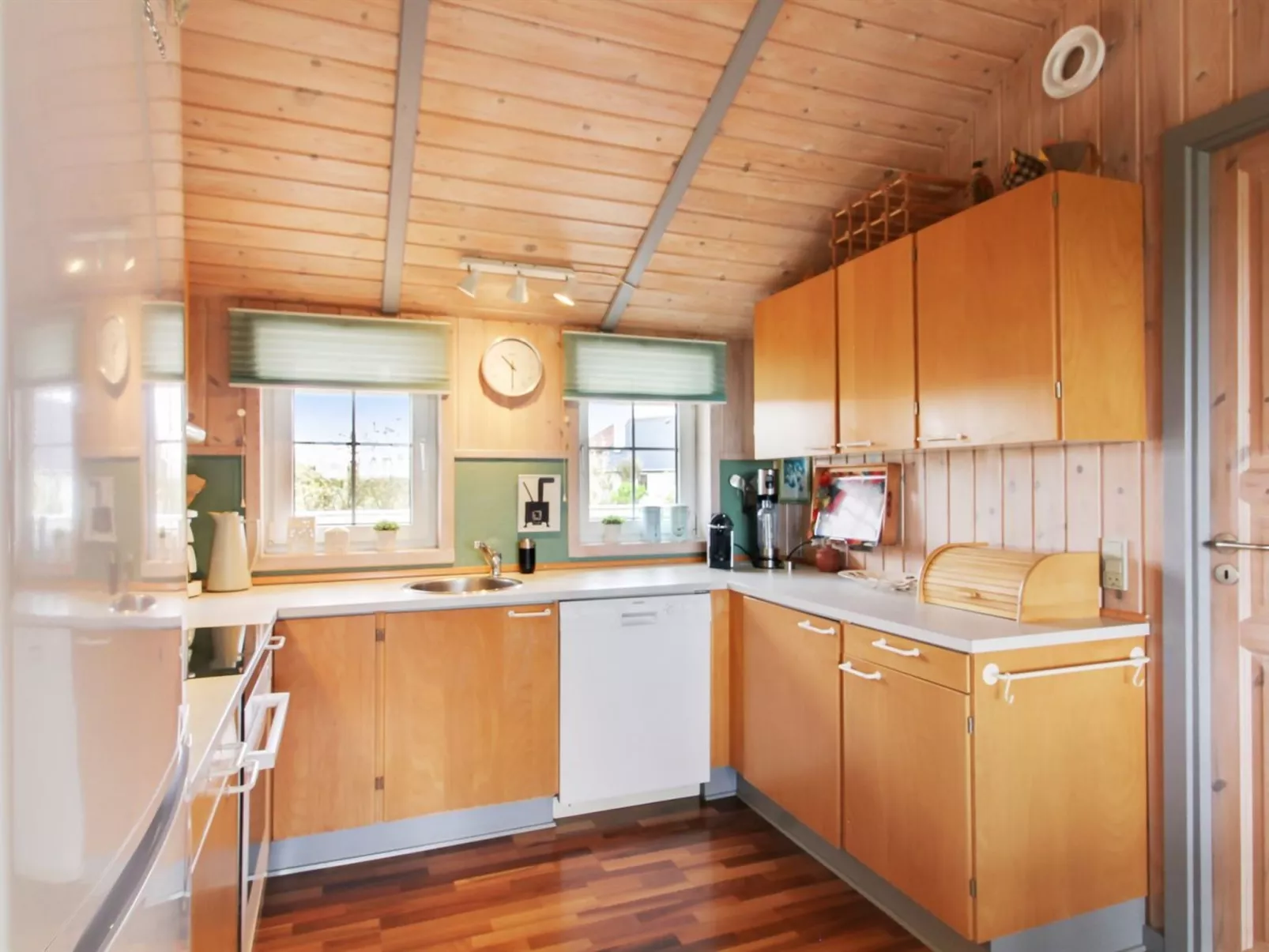 "Frithger" - 250m from the sea-Drinnen