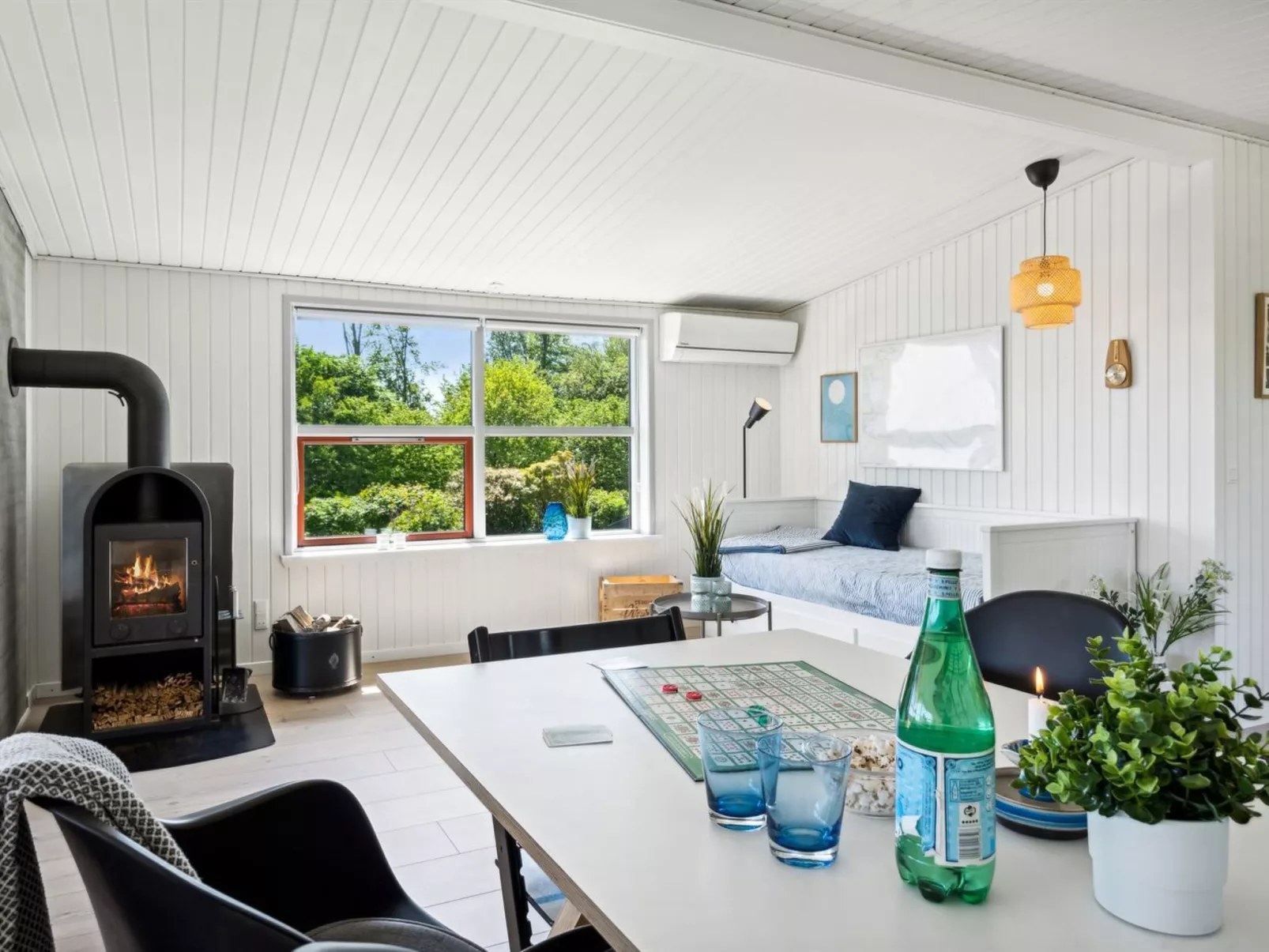 "Fokke" - 450m from the sea-Inside