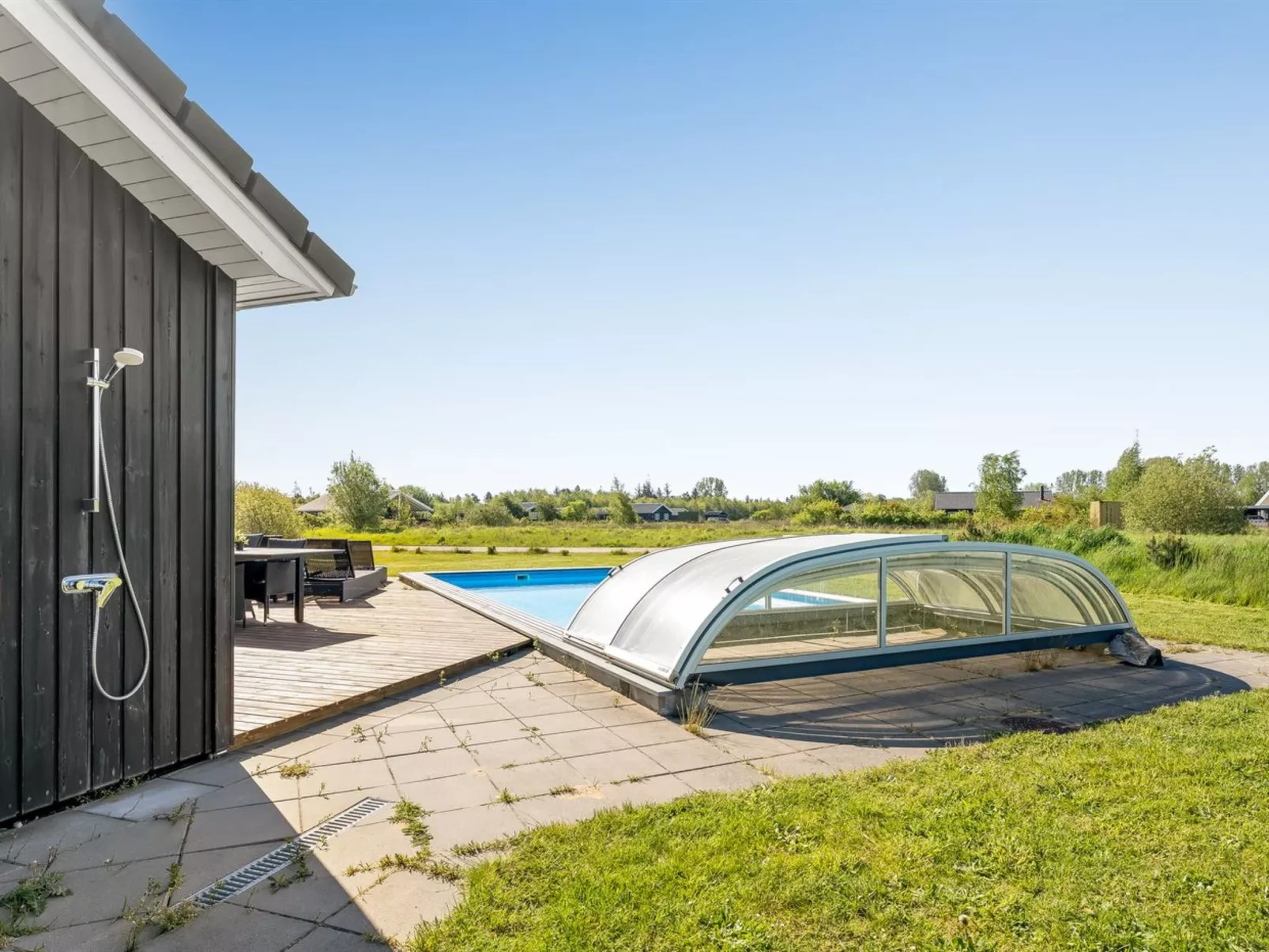 "Kiersten" - 800m from the sea-Outside