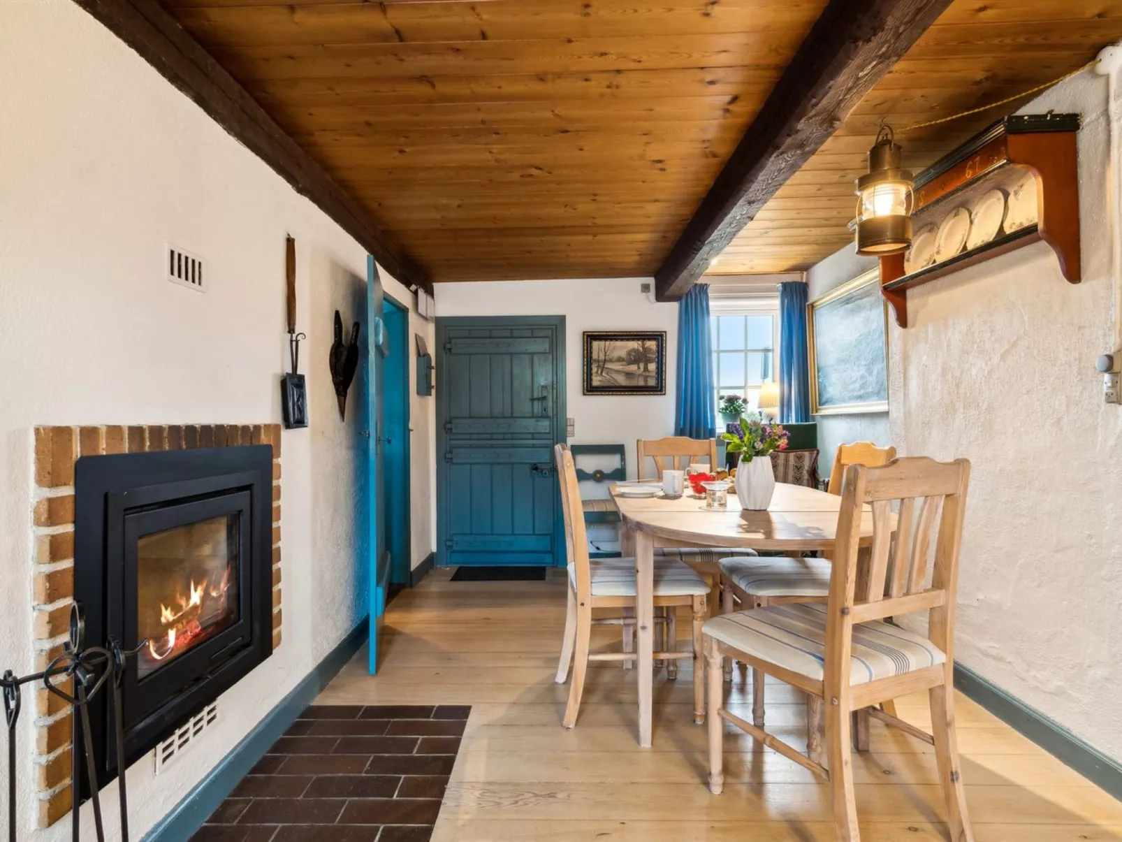 "Leoni" - 115m from the sea-Inside