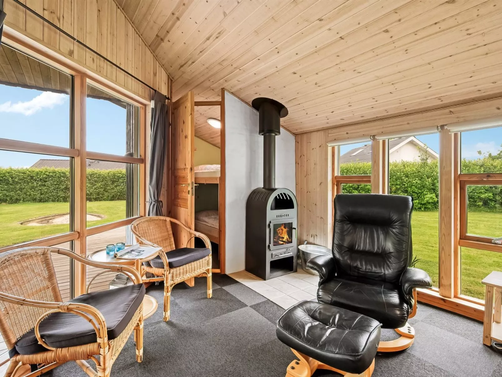 "Åsa" - 500m to the fjord-Inside