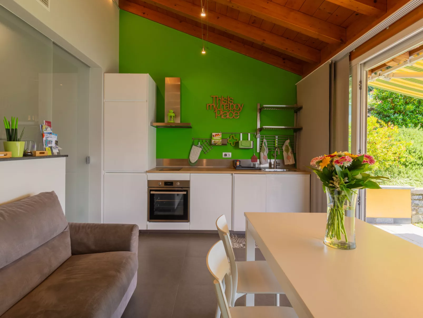Lacum Lux Resort-Inside