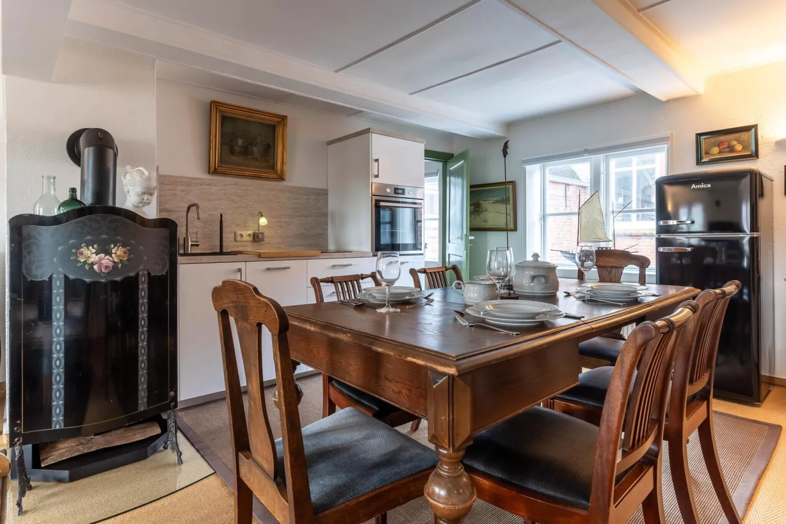 Ferienwohnung HafenPeerle-Dining room