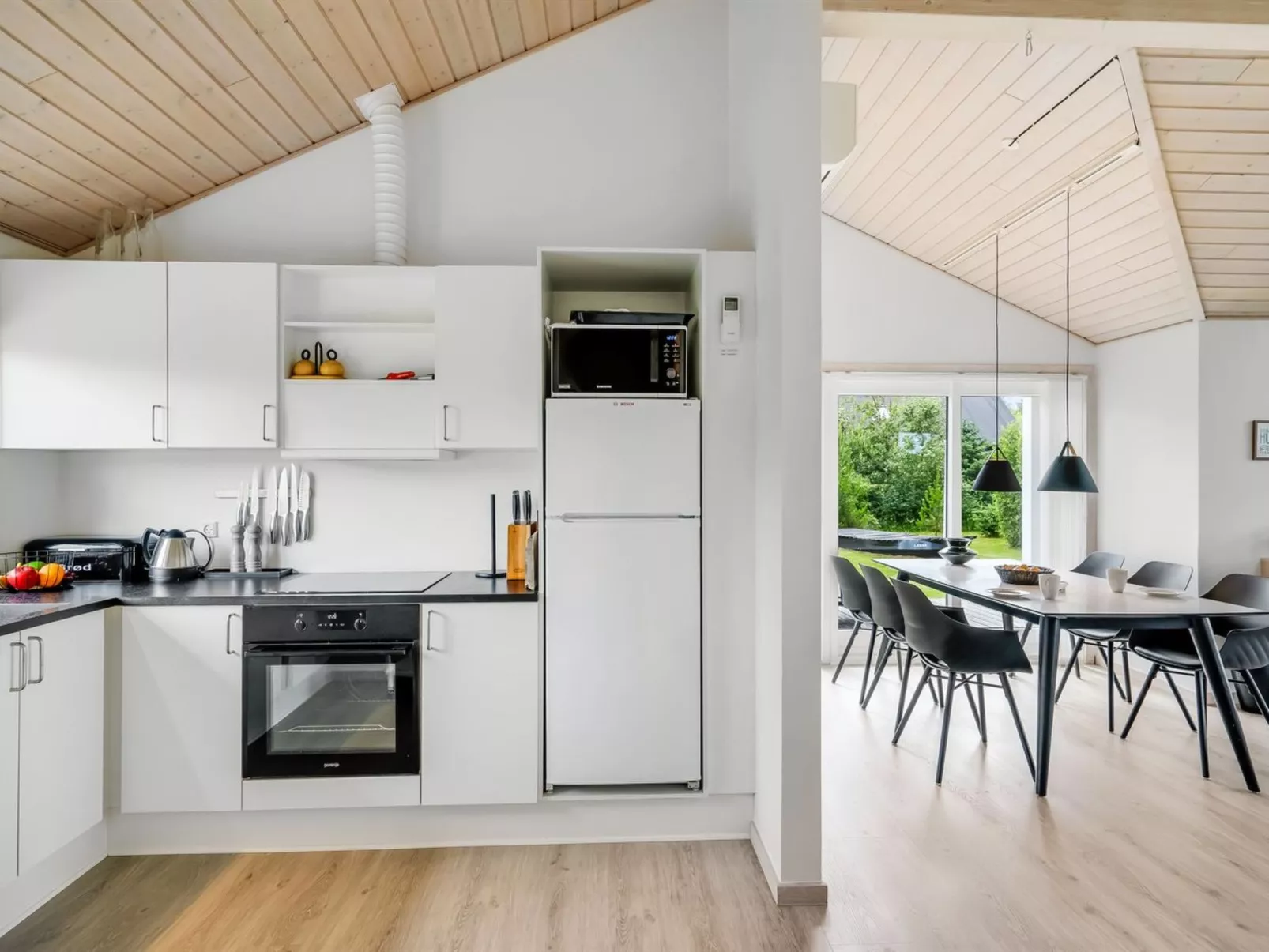 "Lissi" - 3.5km from the sea-Inside