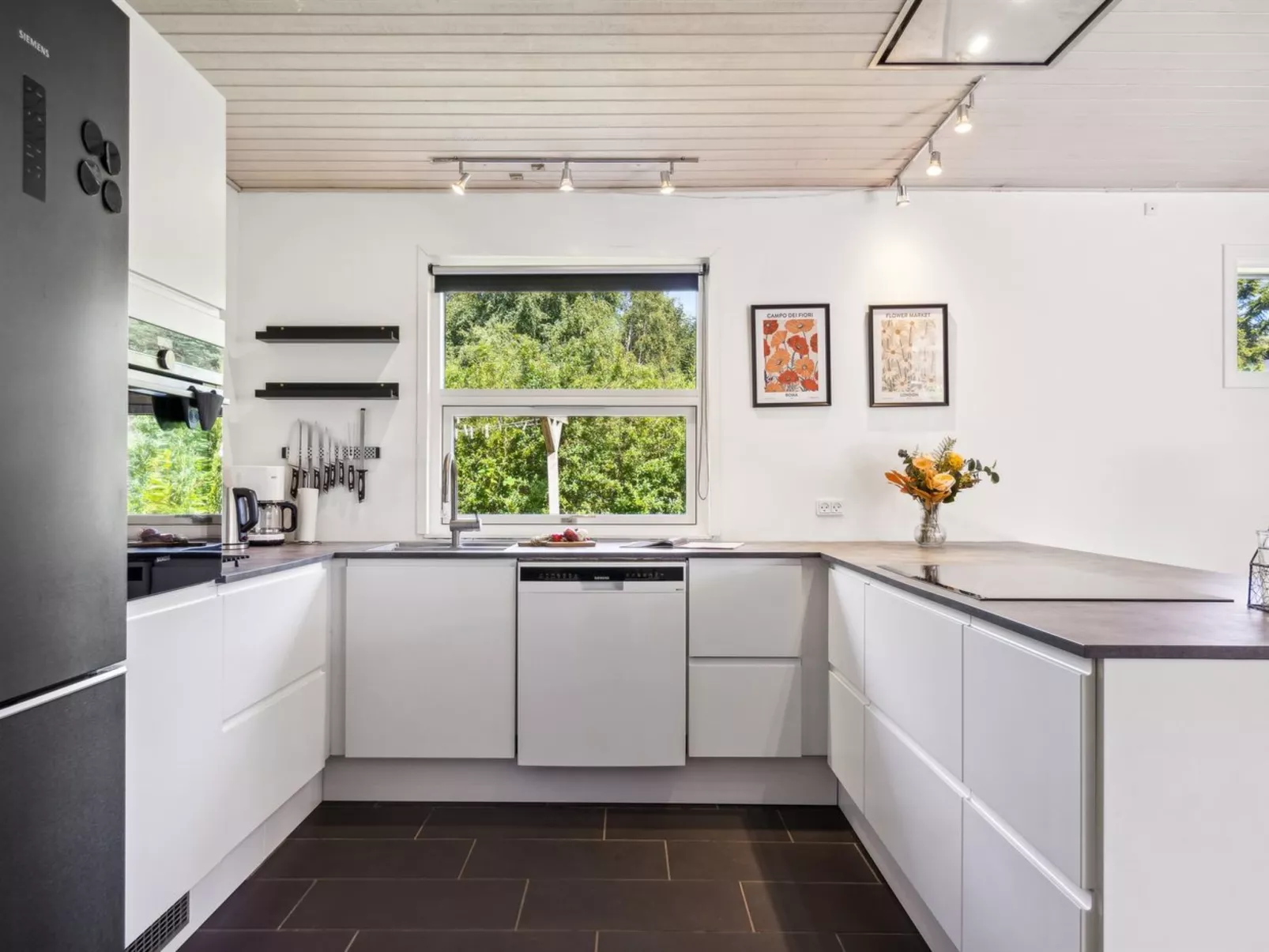 "Danja" - 1.7km from the sea-Drinnen