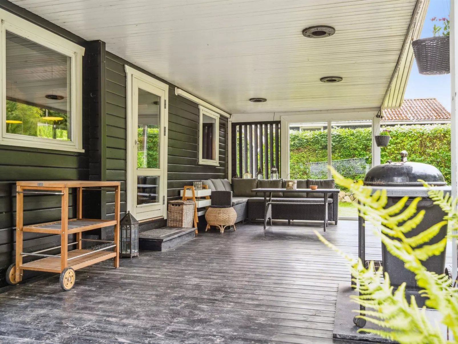 "Araminta" - 800m from the sea-Outside