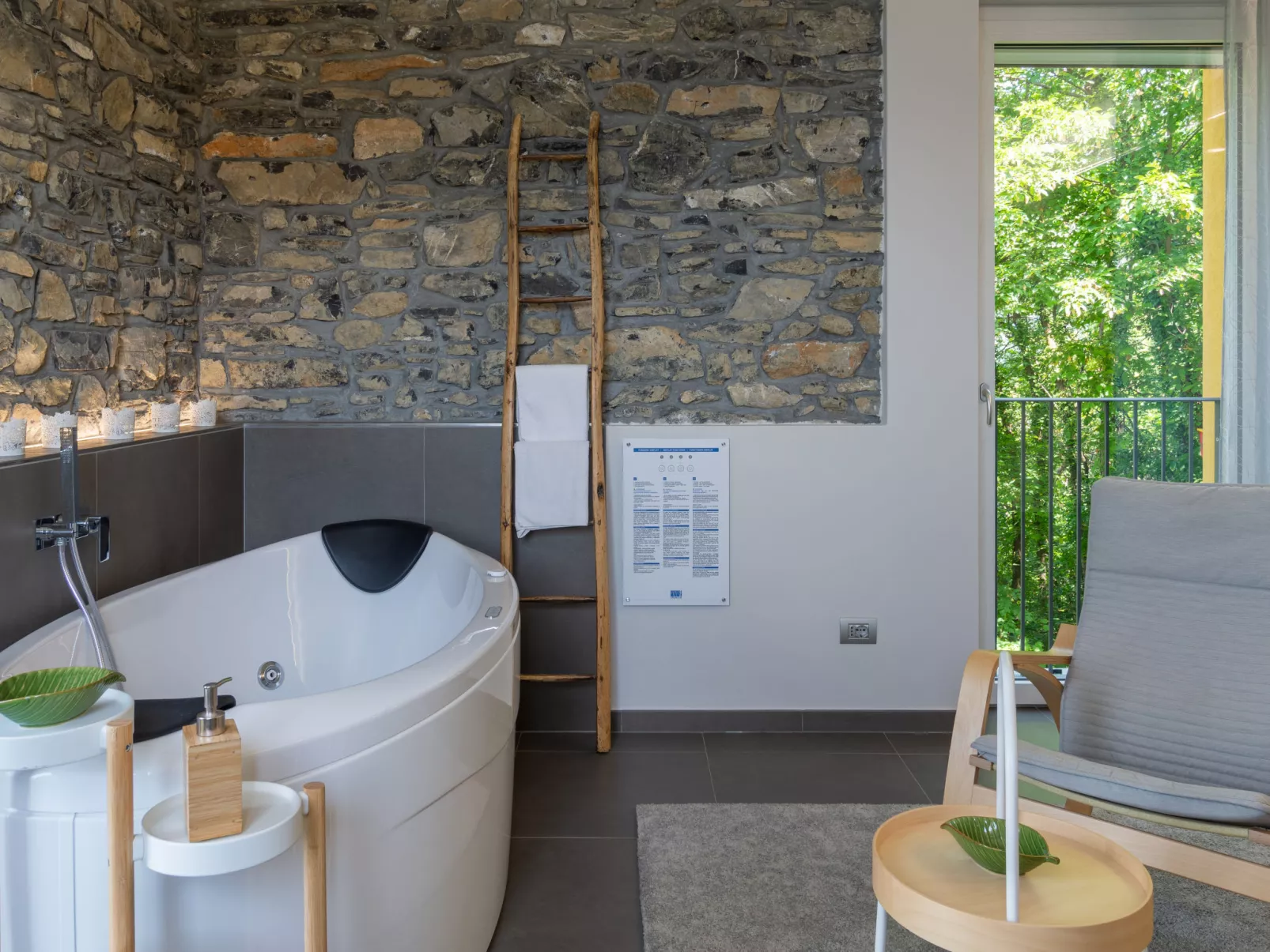 Lacum Lux Resort-Inside