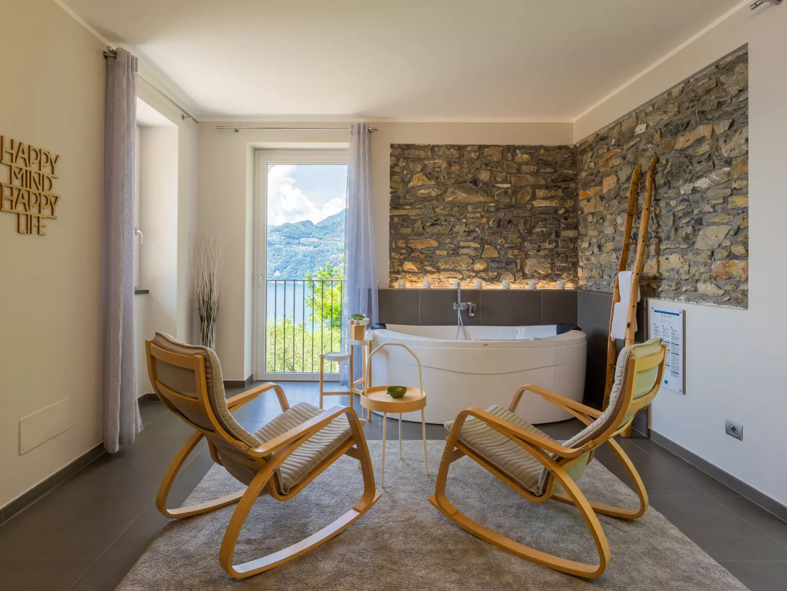 Lacum Lux Resort-Inside