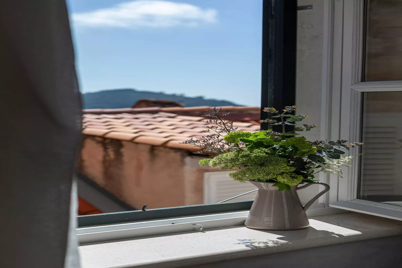 Vivaldi - Deluxe Double Room with Side City View (S3)-Aussicht