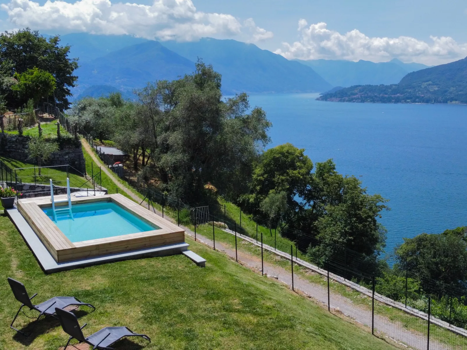 Lacum Lux Resort-Outside