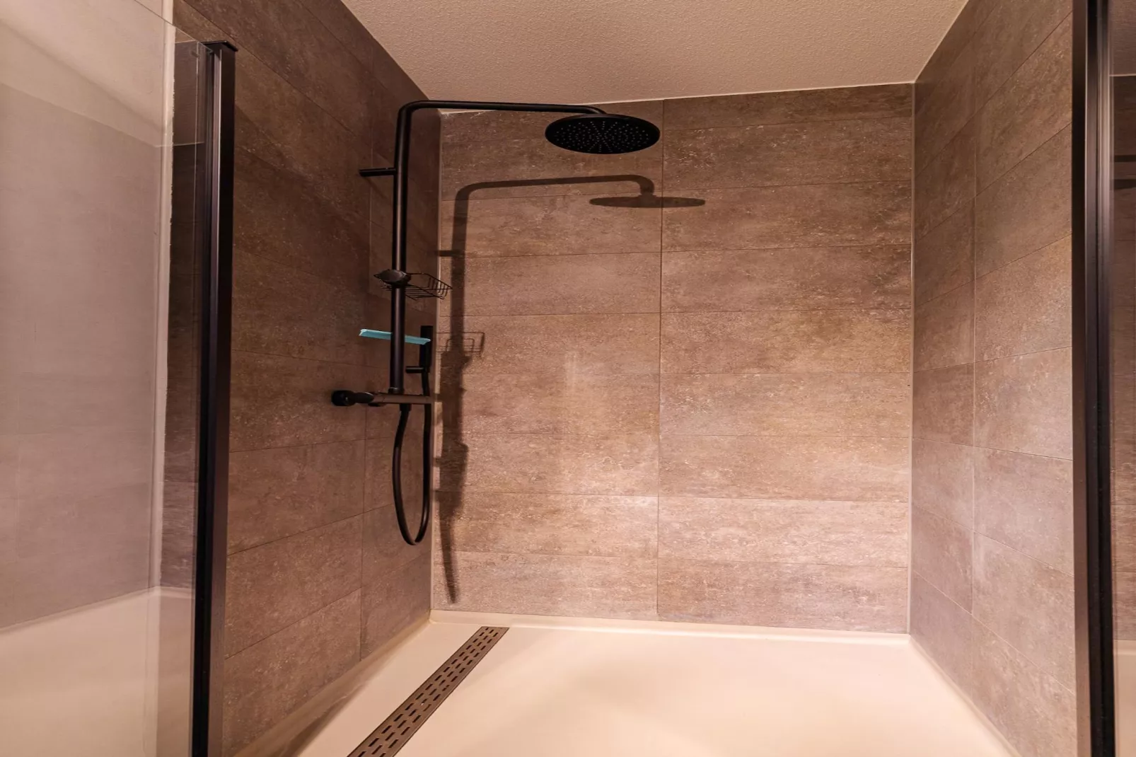 Luxe appartement Vista Maris 'Somaris' - Havenweg 8-50  Sint-Annaland-Badezimmer