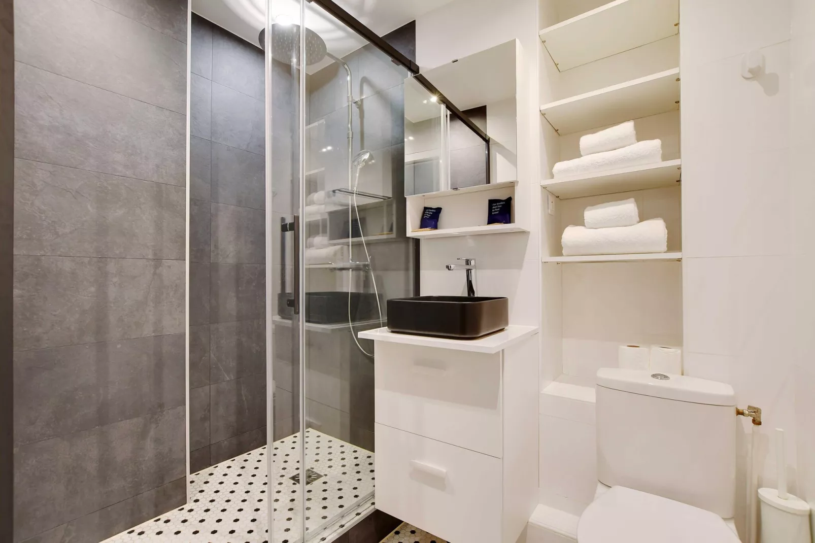 RP-28-TRUANDERIE-Salle de bain