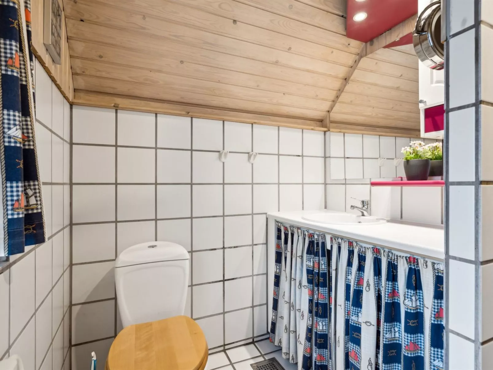 "Carolin" - 300m from the sea-Dedans