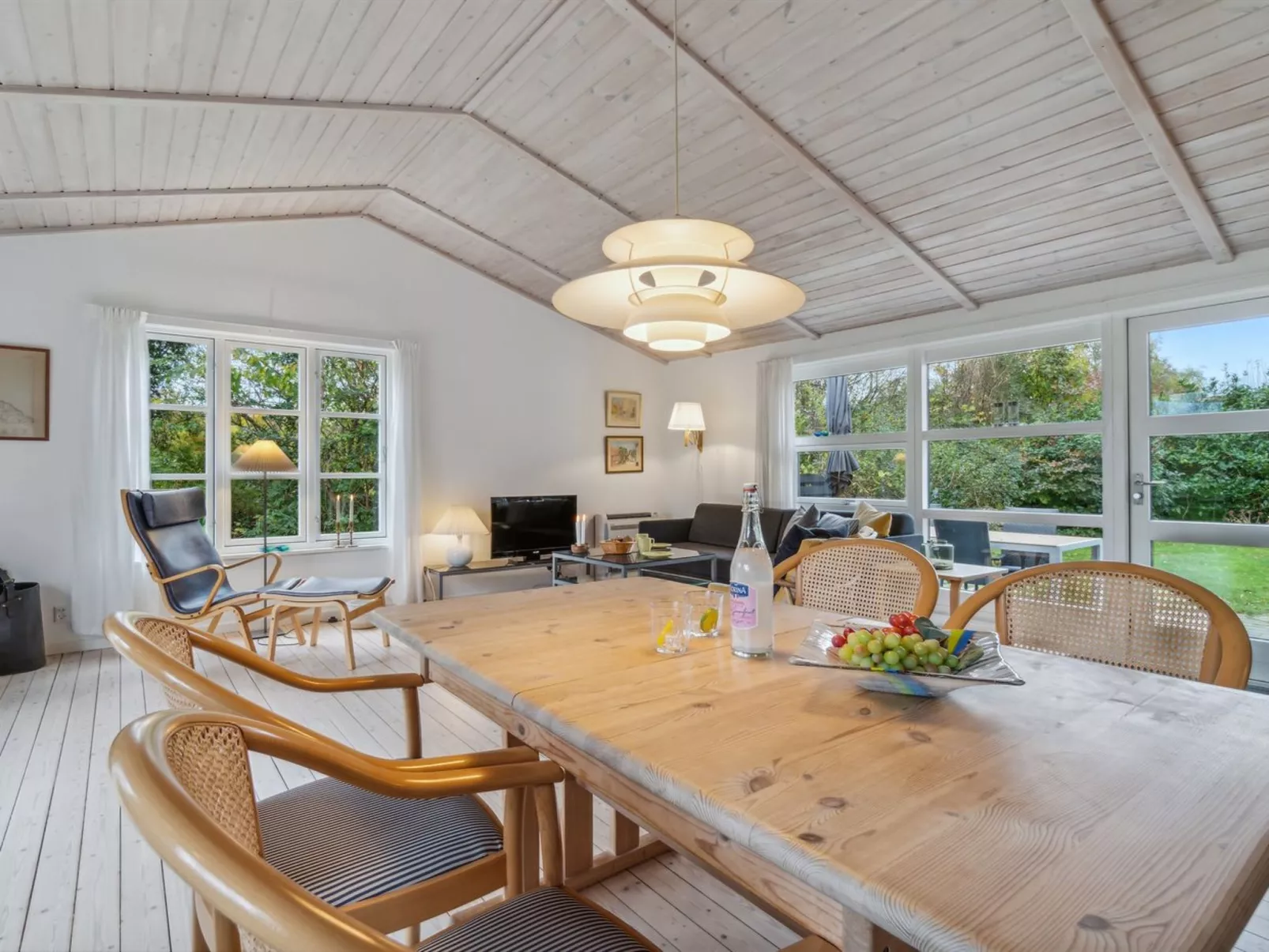 "Skyler" - 250m from the sea-Inside