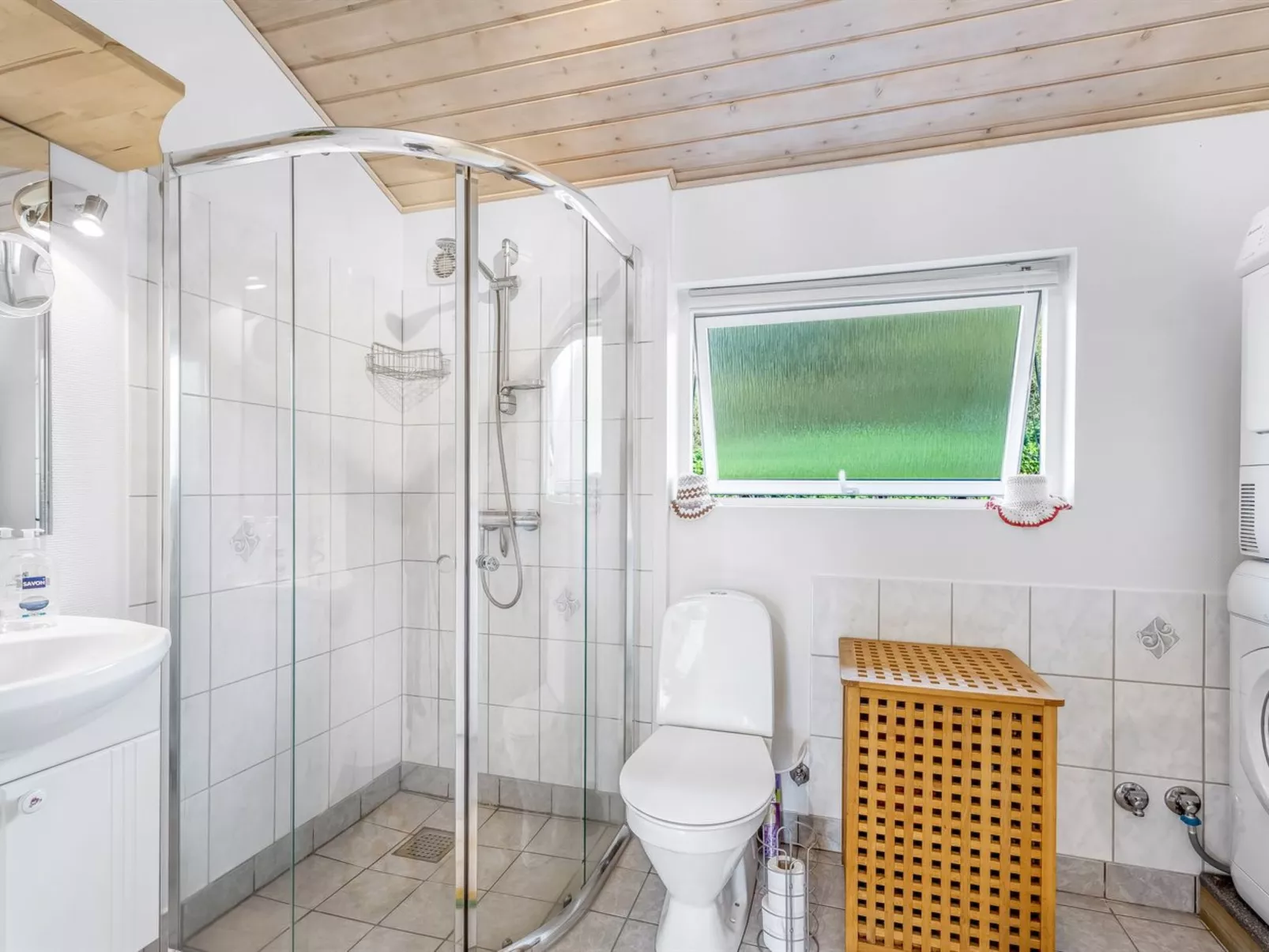 "Ion" - 250m from the sea-Inside