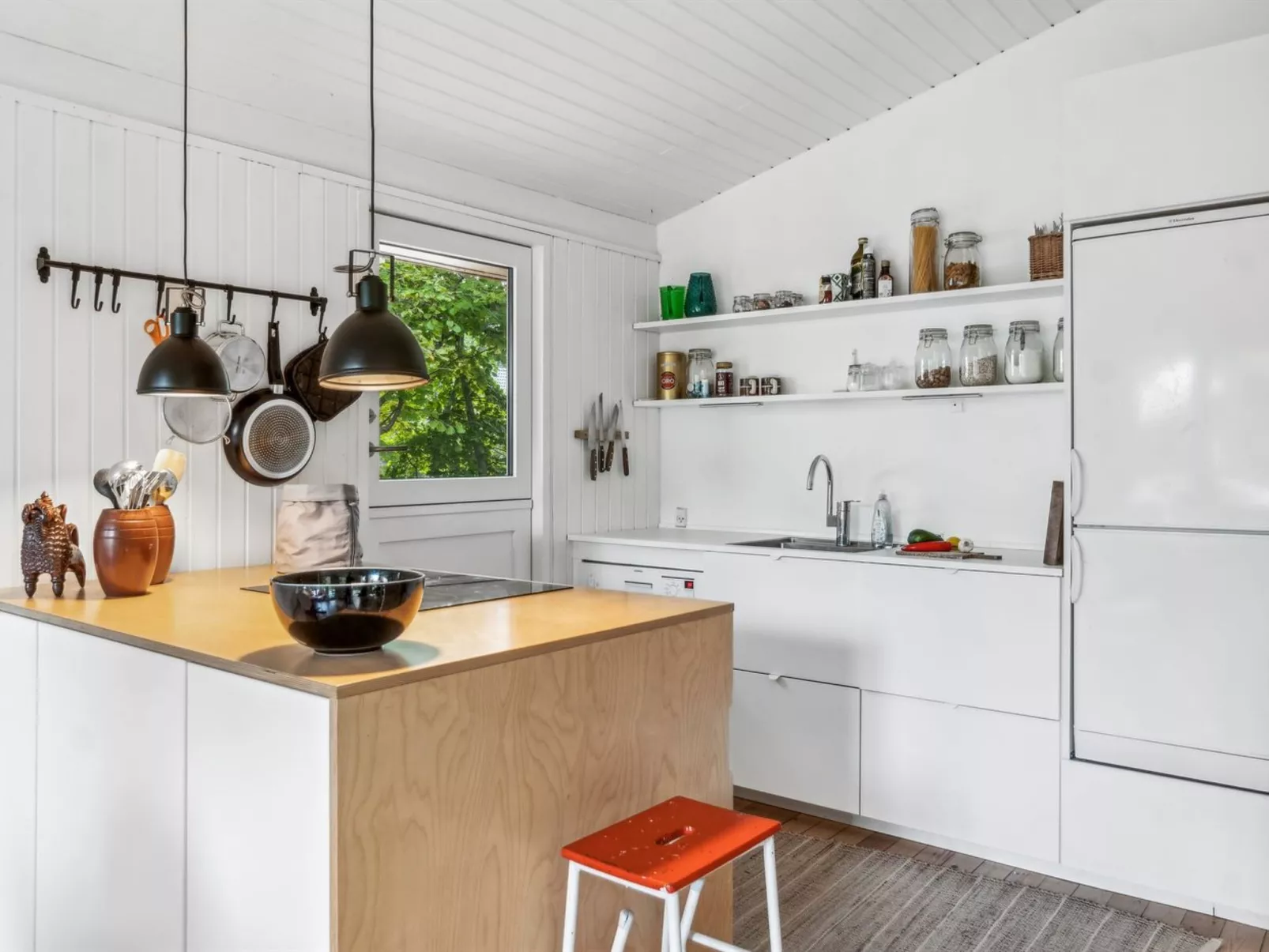 "Arto" - 1.2km from the sea-Inside