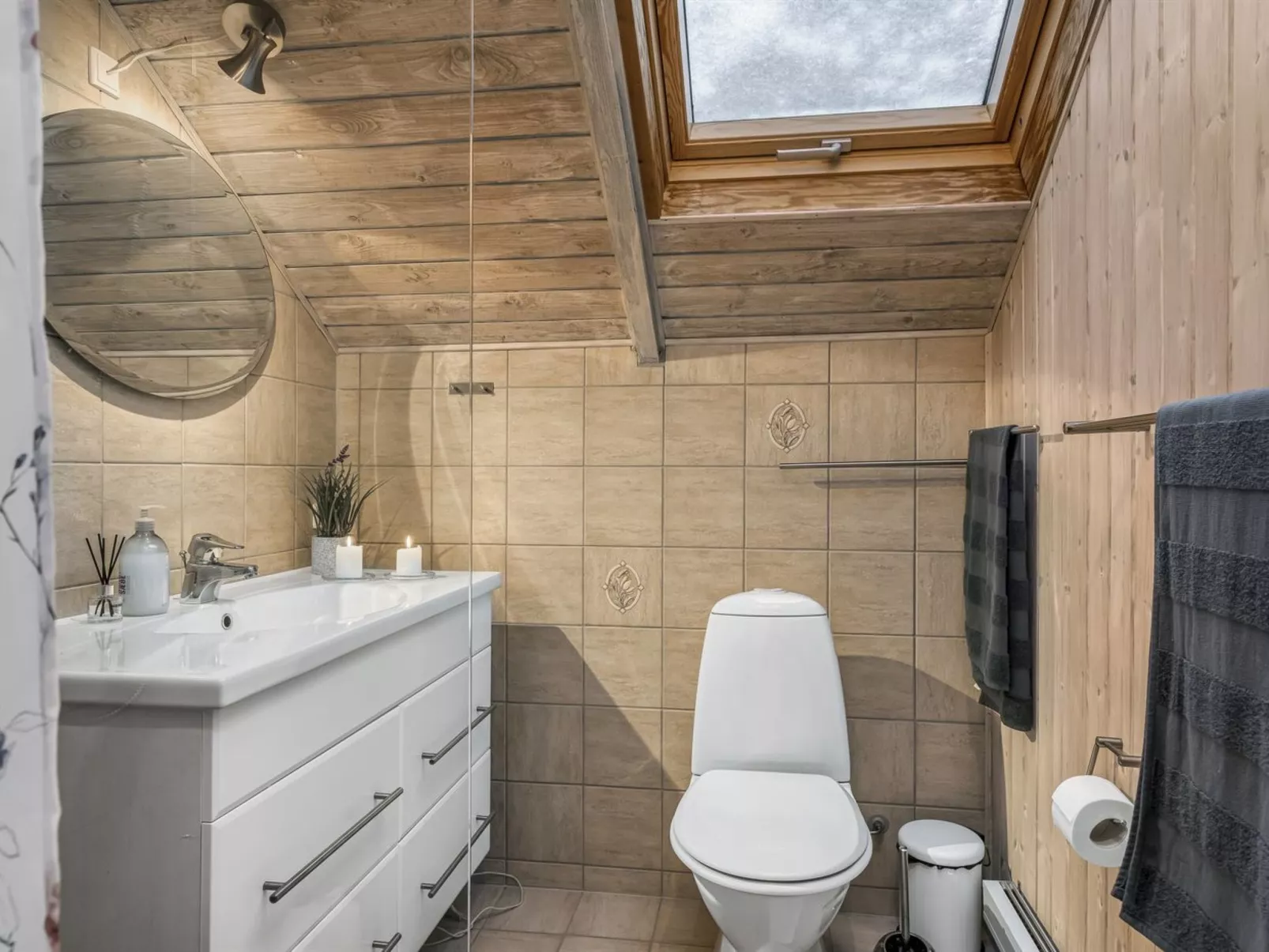 "Evgenia" -  from the sea-Dedans