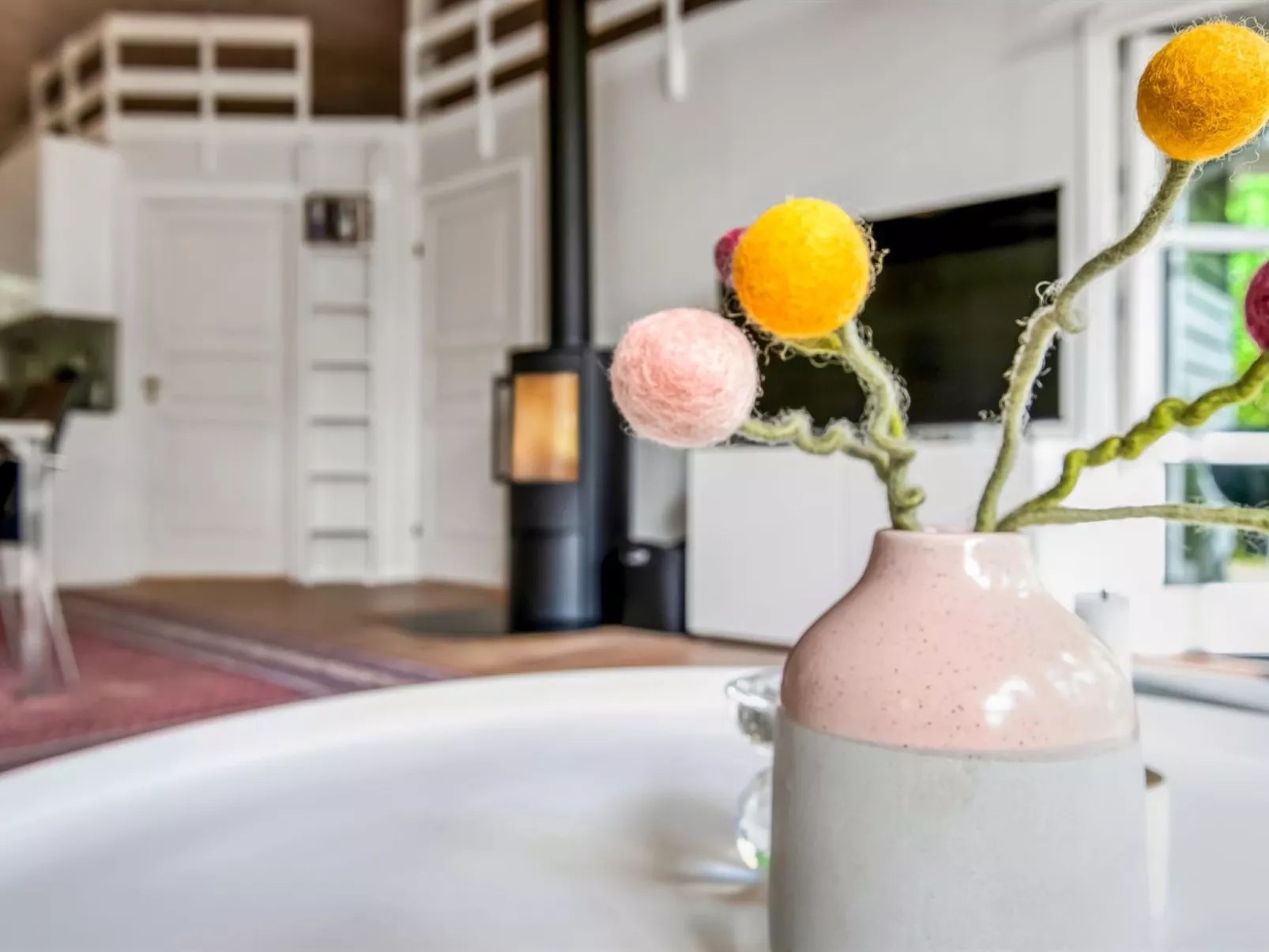 "Hellin" - 175m from the sea-Inside