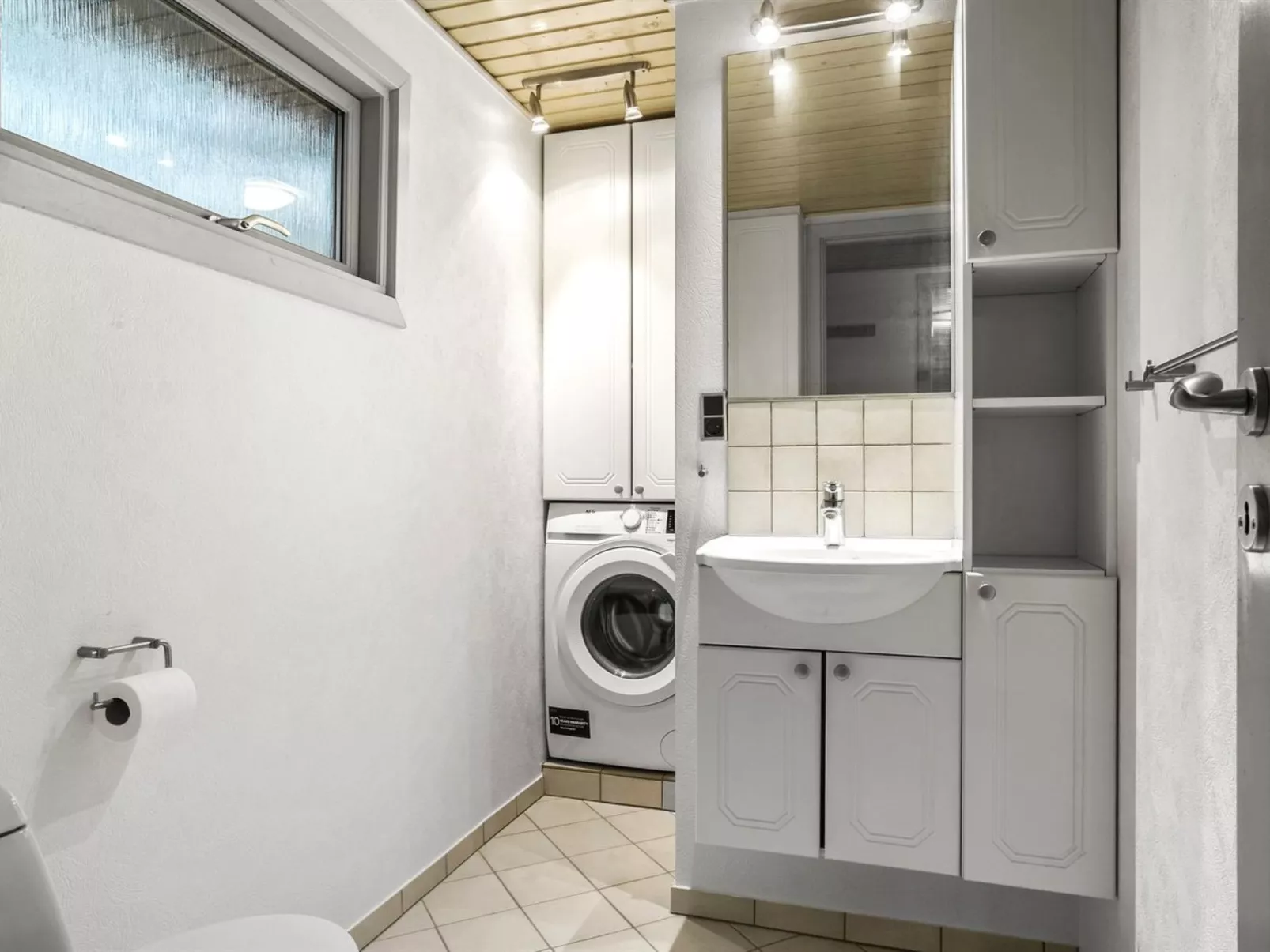 "Diuri" - 30km from the sea-Dedans