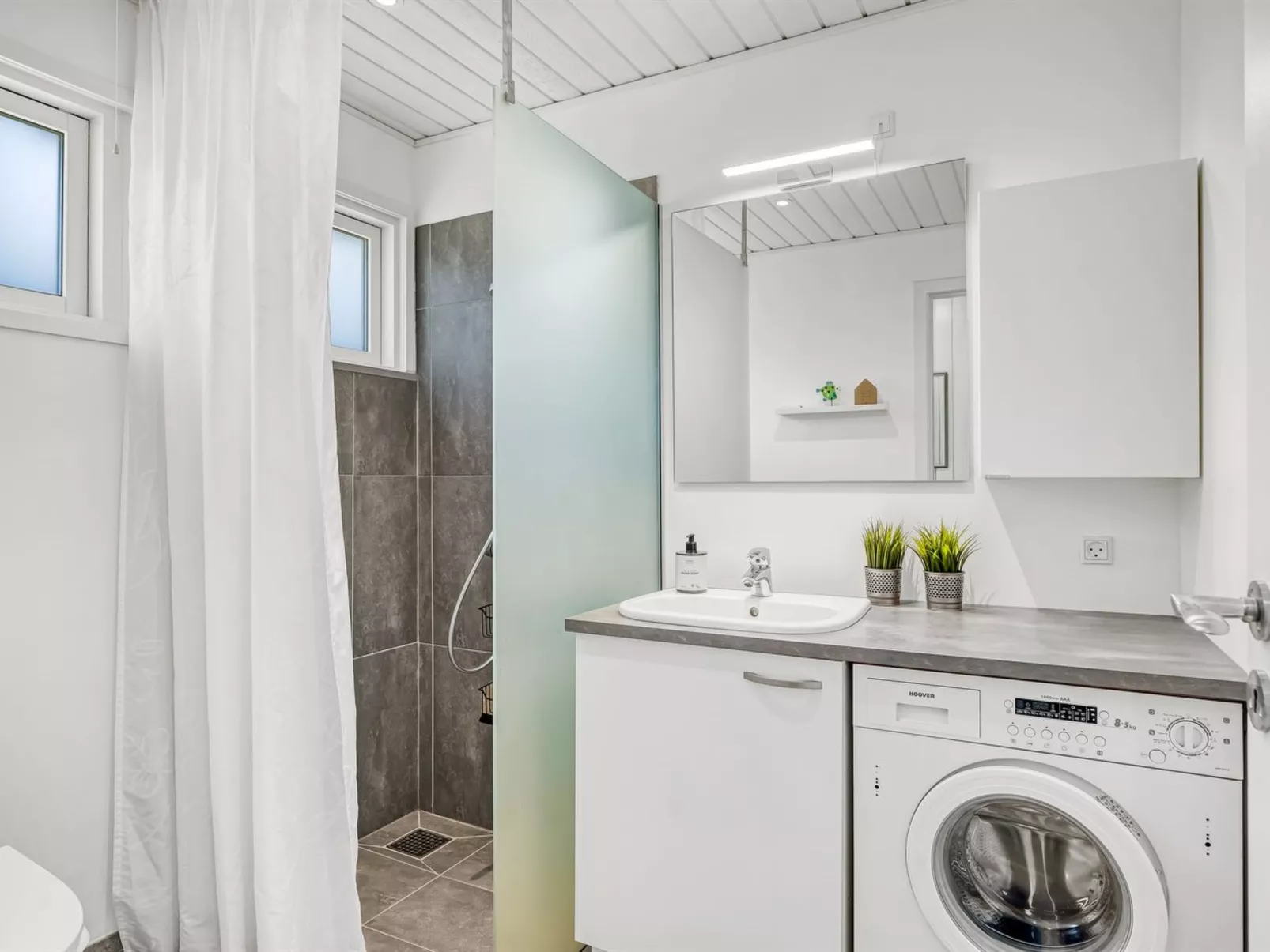 "Elisenda" - 2.2km from the sea-Inside