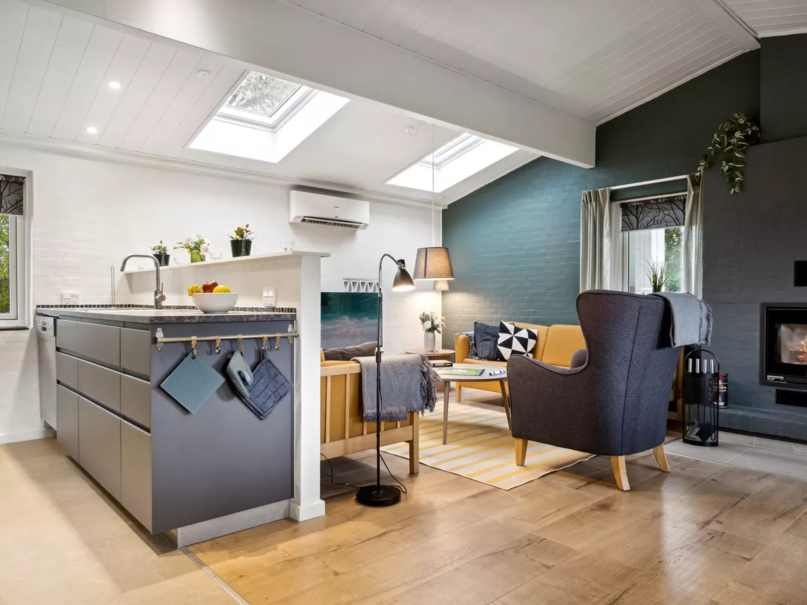 "Gren" - 580m from the sea-Inside