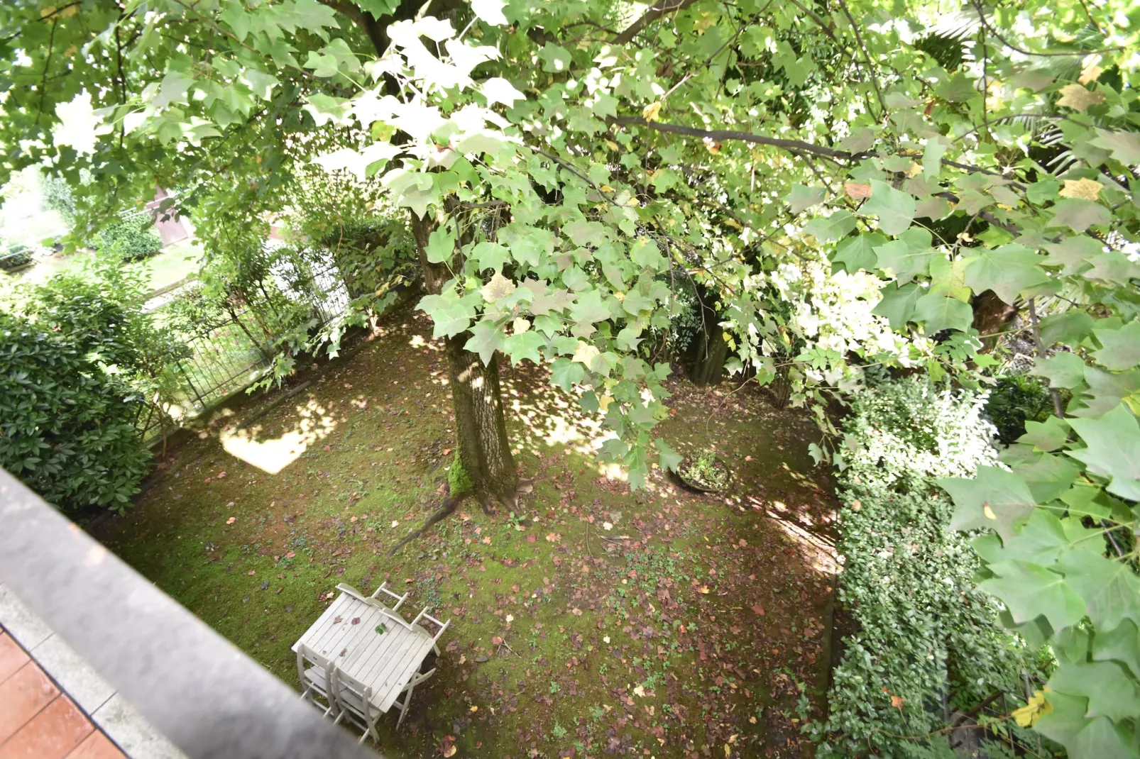 Nouvelle Belle Epoque-Gardens in summer