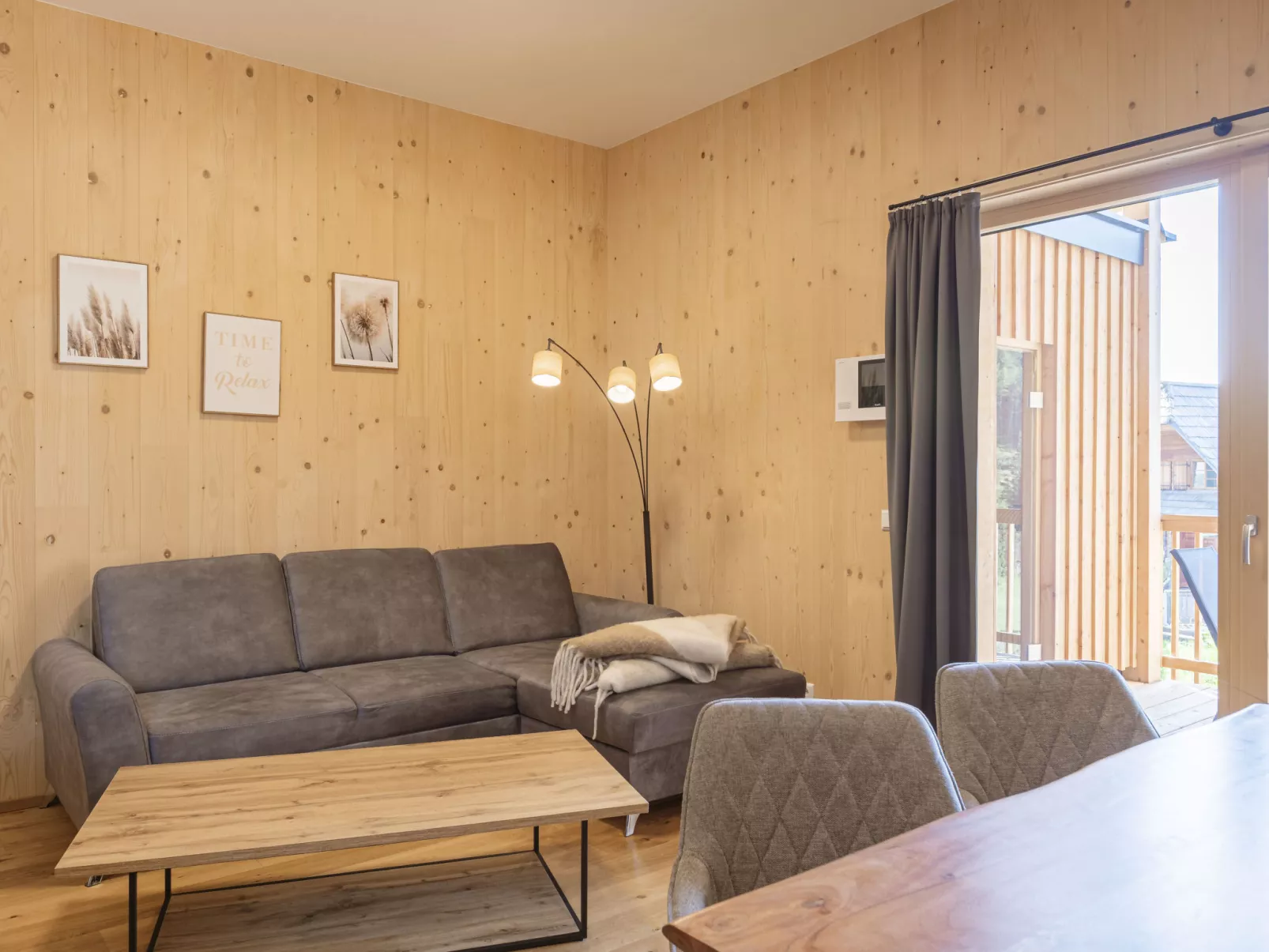 Mit 2 Schlafzimmern & Sauna-Inside