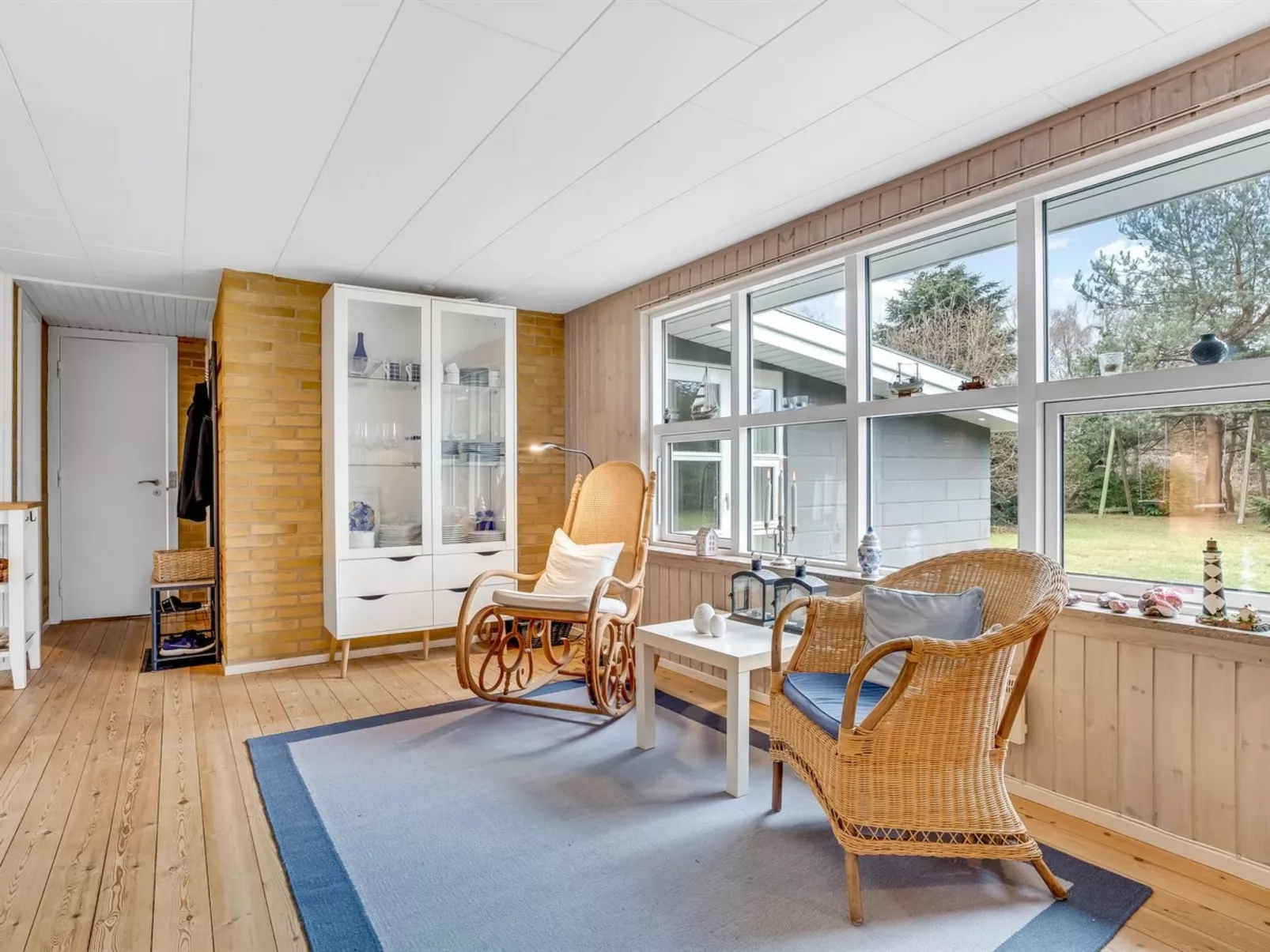 "Oddi" - 500m from the sea-Inside