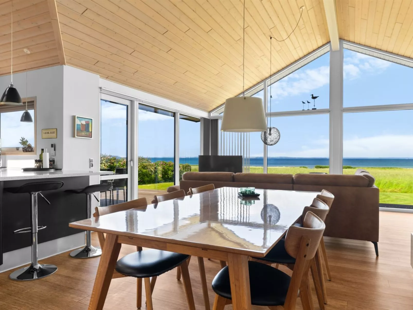 "Drusilla" - 140m from the sea-Drinnen