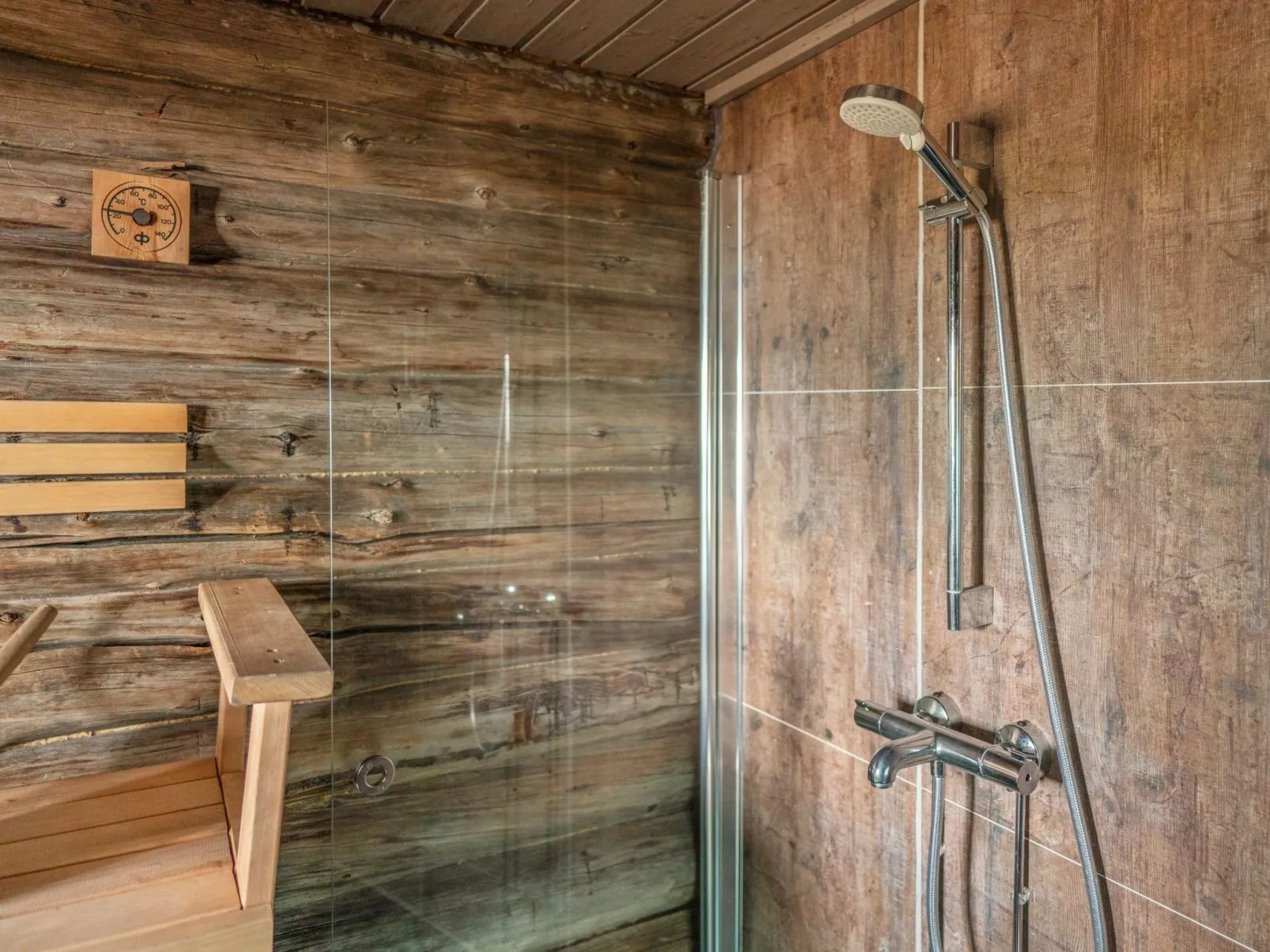 Urpola riviera-Inside